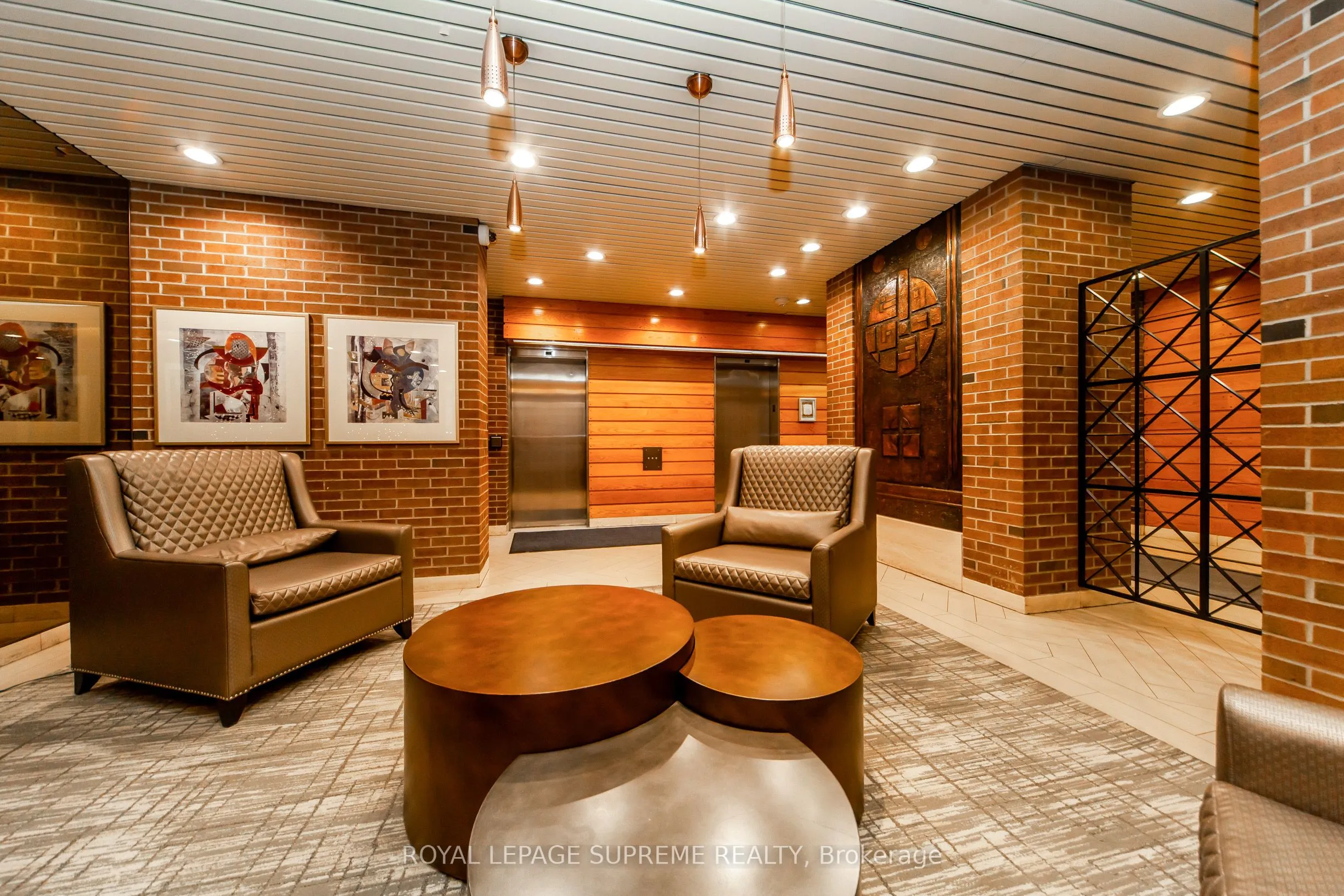 270 Scarlett Road, #205