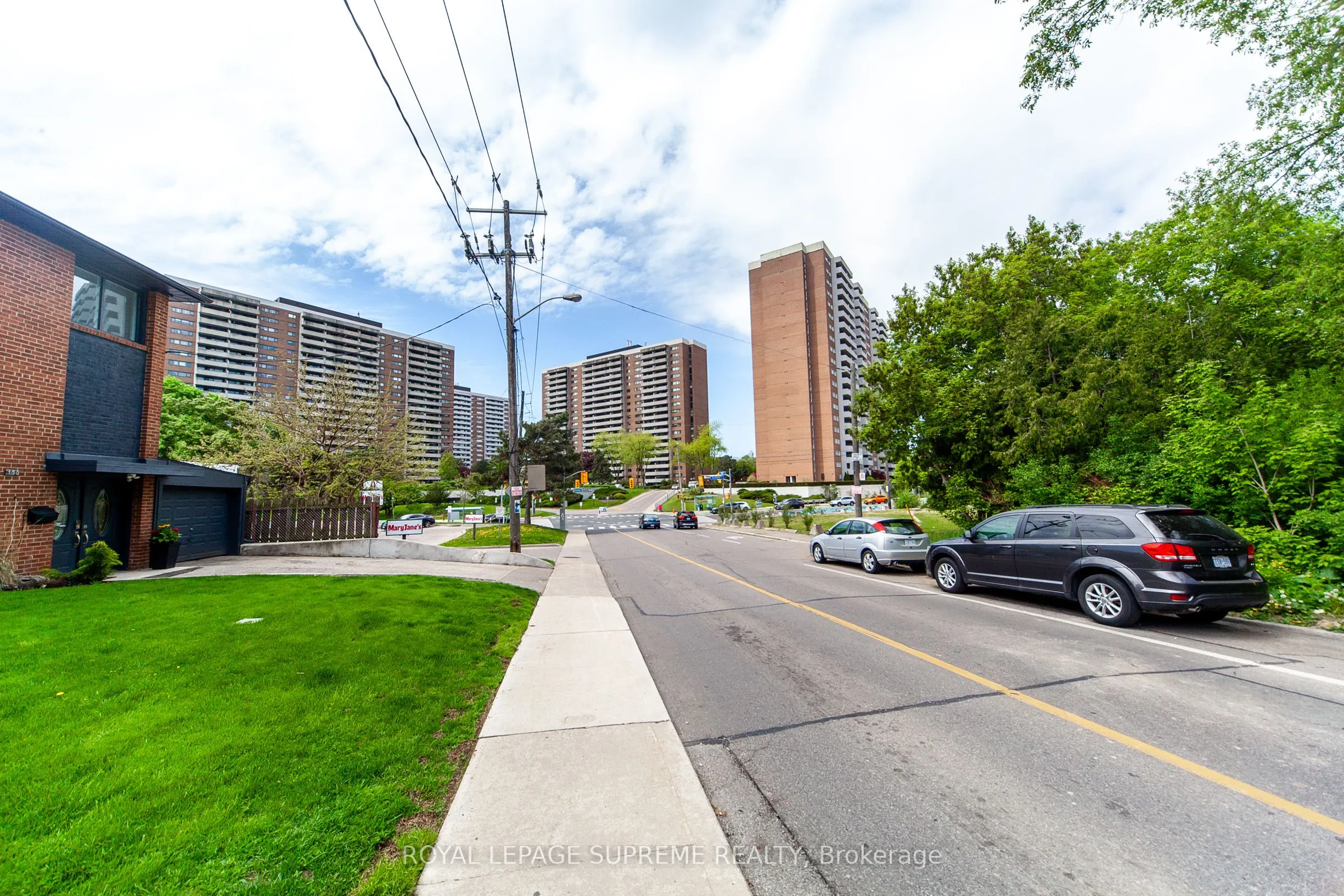 270 Scarlett Road, #205