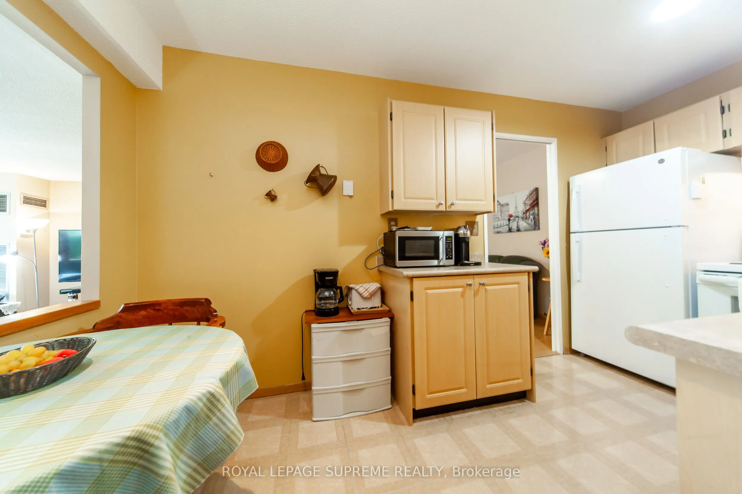 270 Scarlett Road, #205