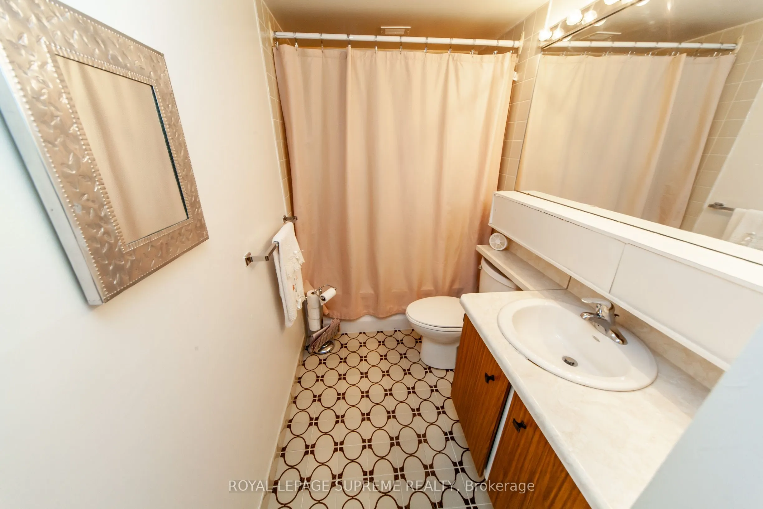270 Scarlett Road, #205