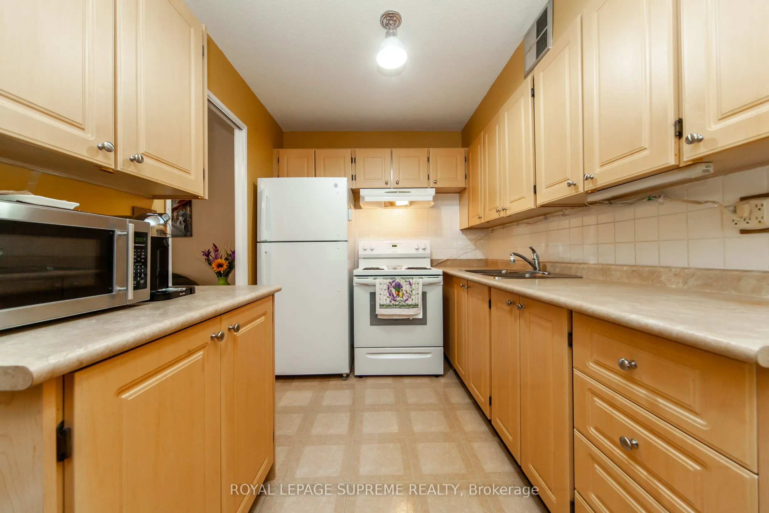 270 Scarlett Road, #205
