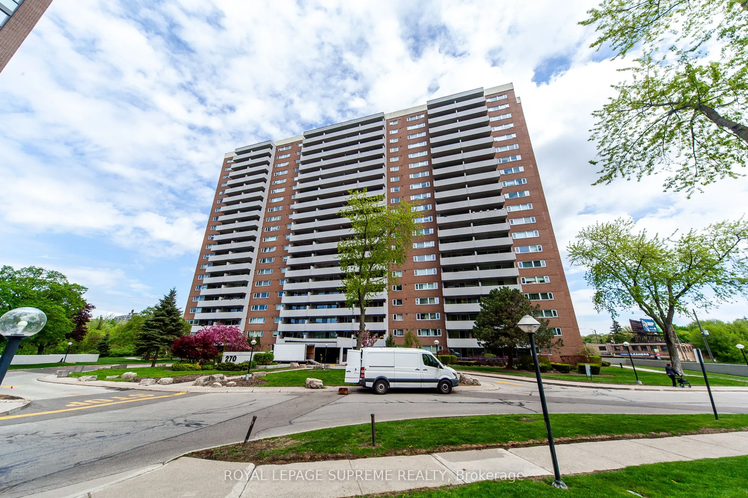 270 Scarlett Road, #205