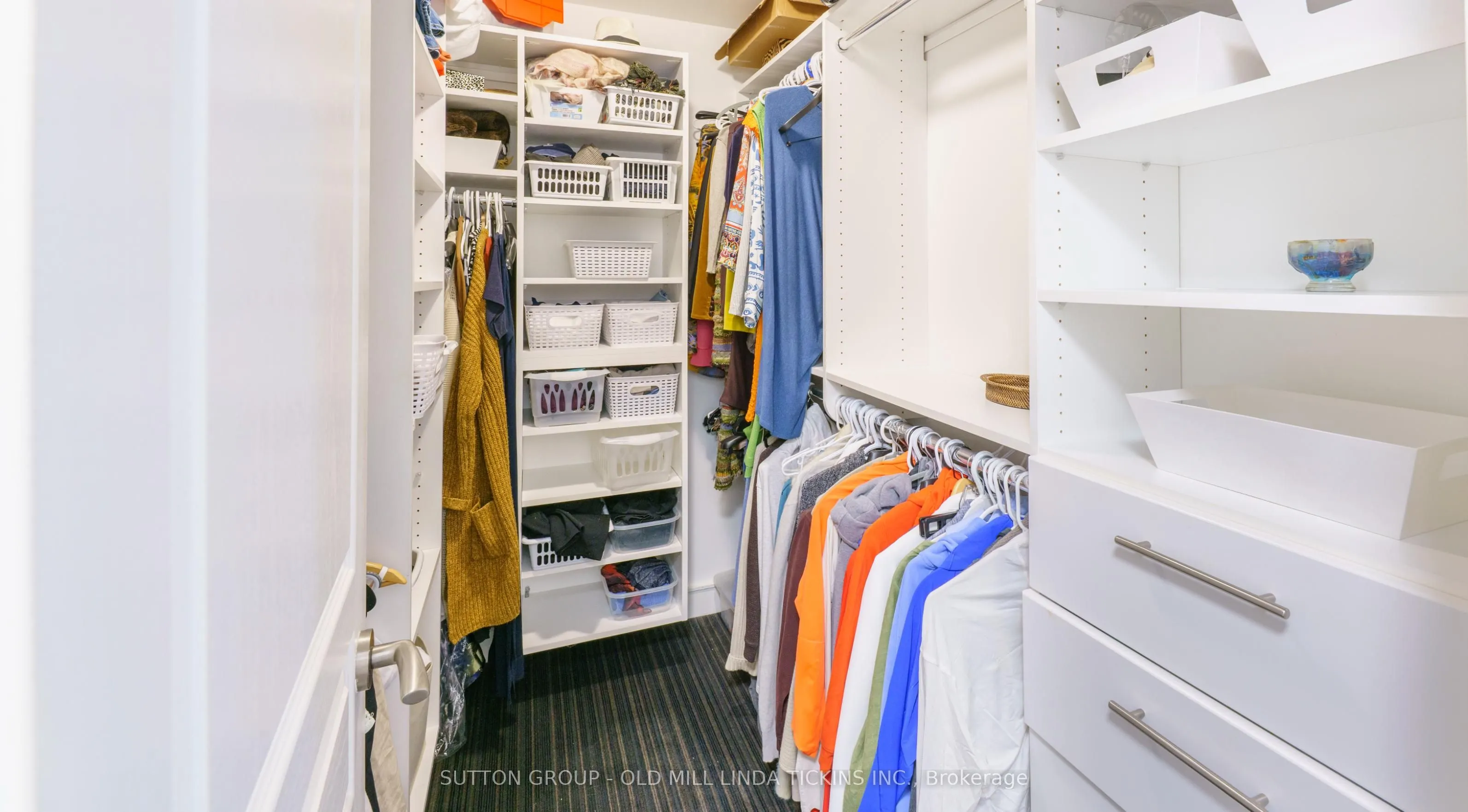 2662 Bloor Street W, #611
