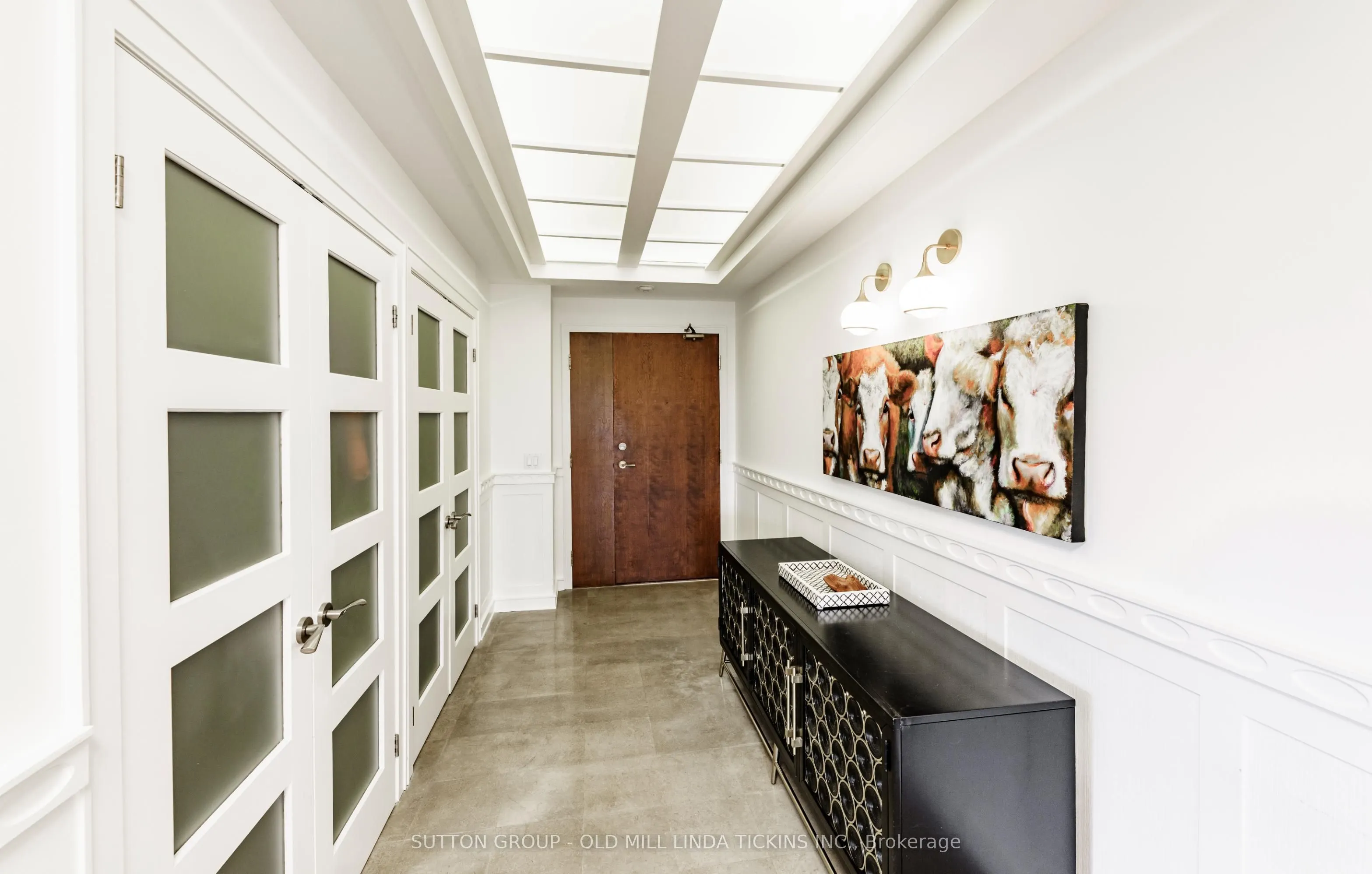 2662 Bloor Street W, #611