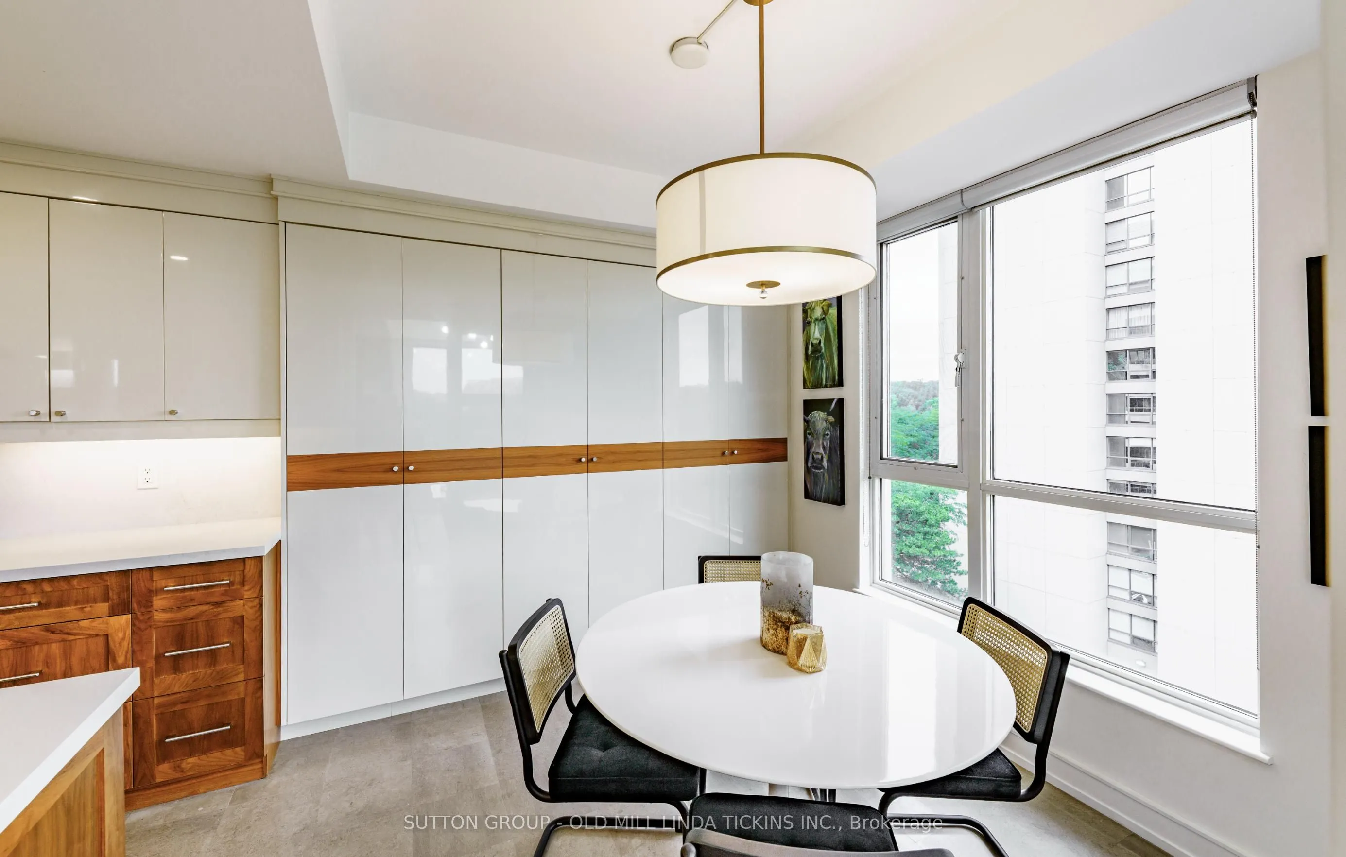 2662 Bloor Street W, #611