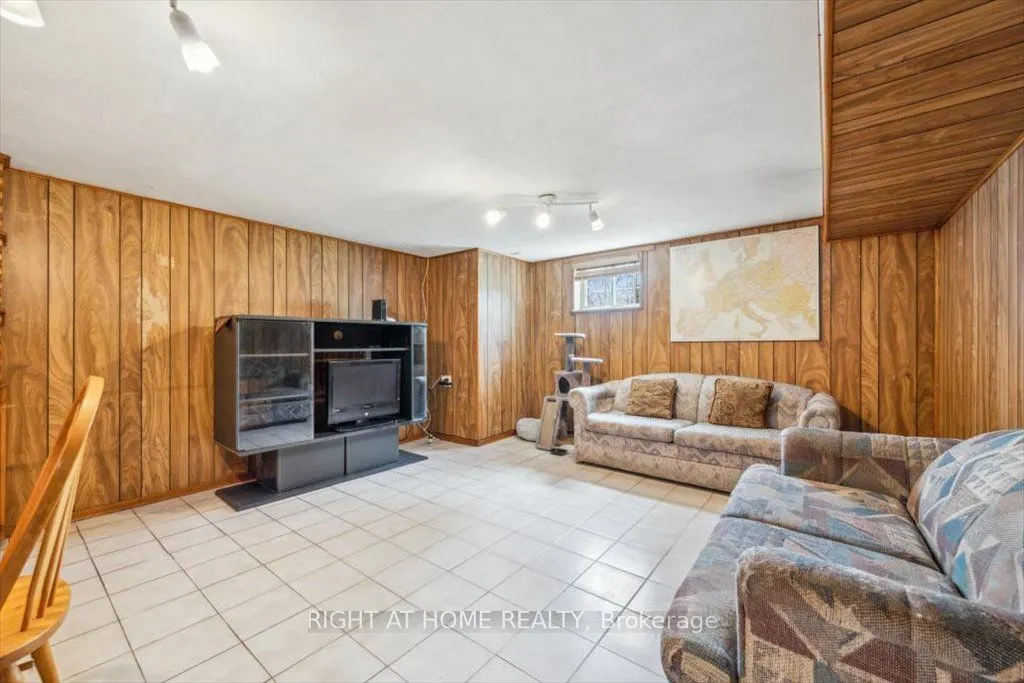 133 Prince Charles Drive