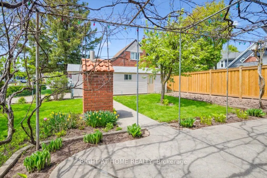 133 Prince Charles Drive