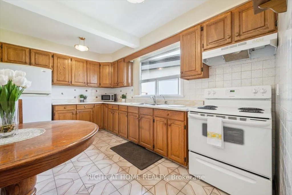 133 Prince Charles Drive