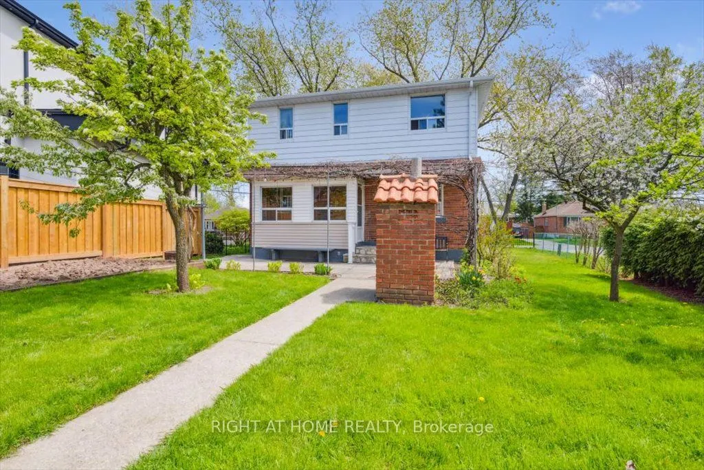 133 Prince Charles Drive