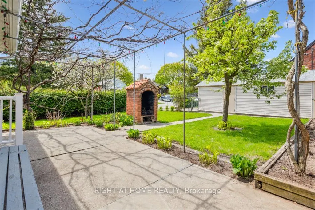 133 Prince Charles Drive