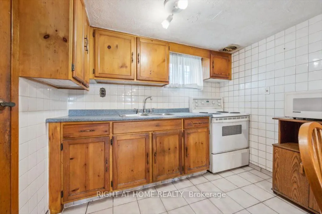 133 Prince Charles Drive