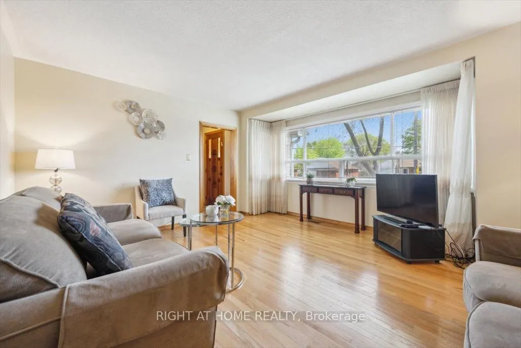 133 Prince Charles Drive