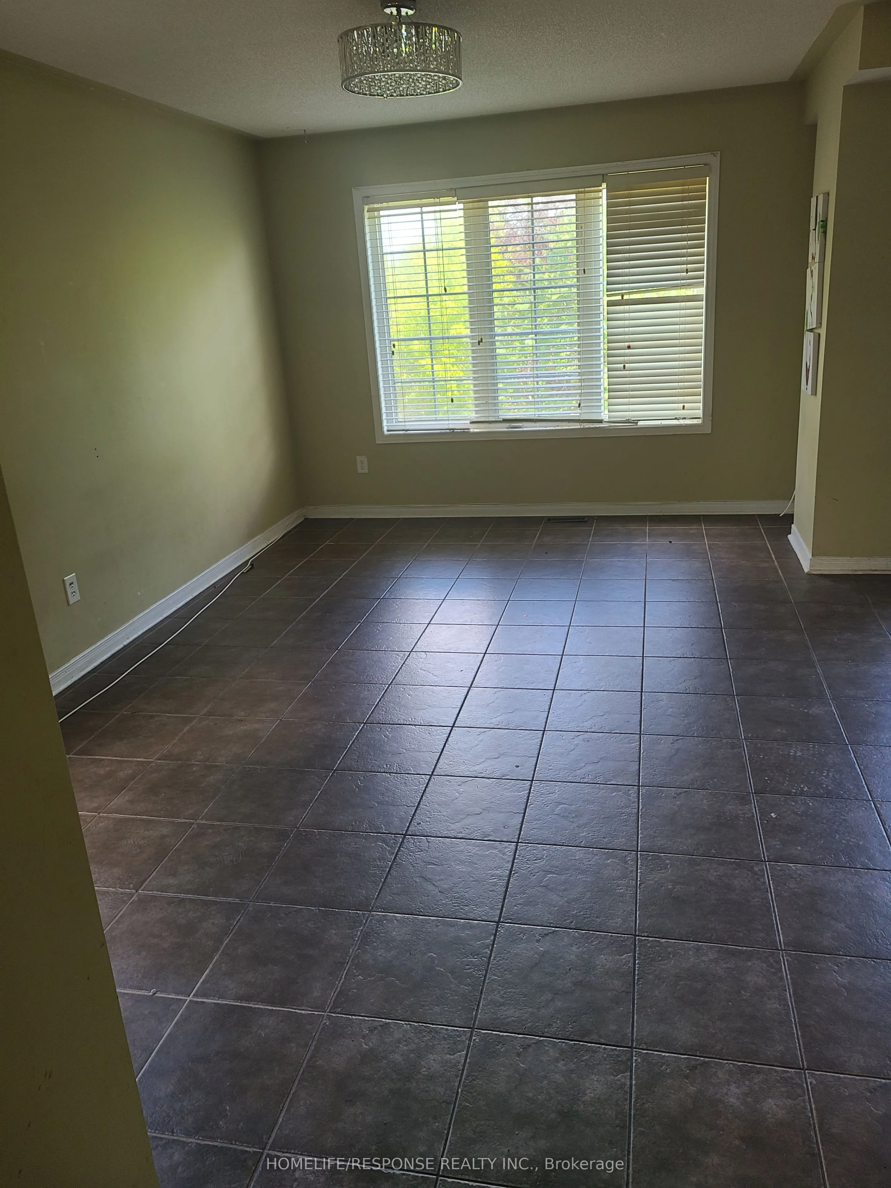 141 ROCKGARDEN Trail