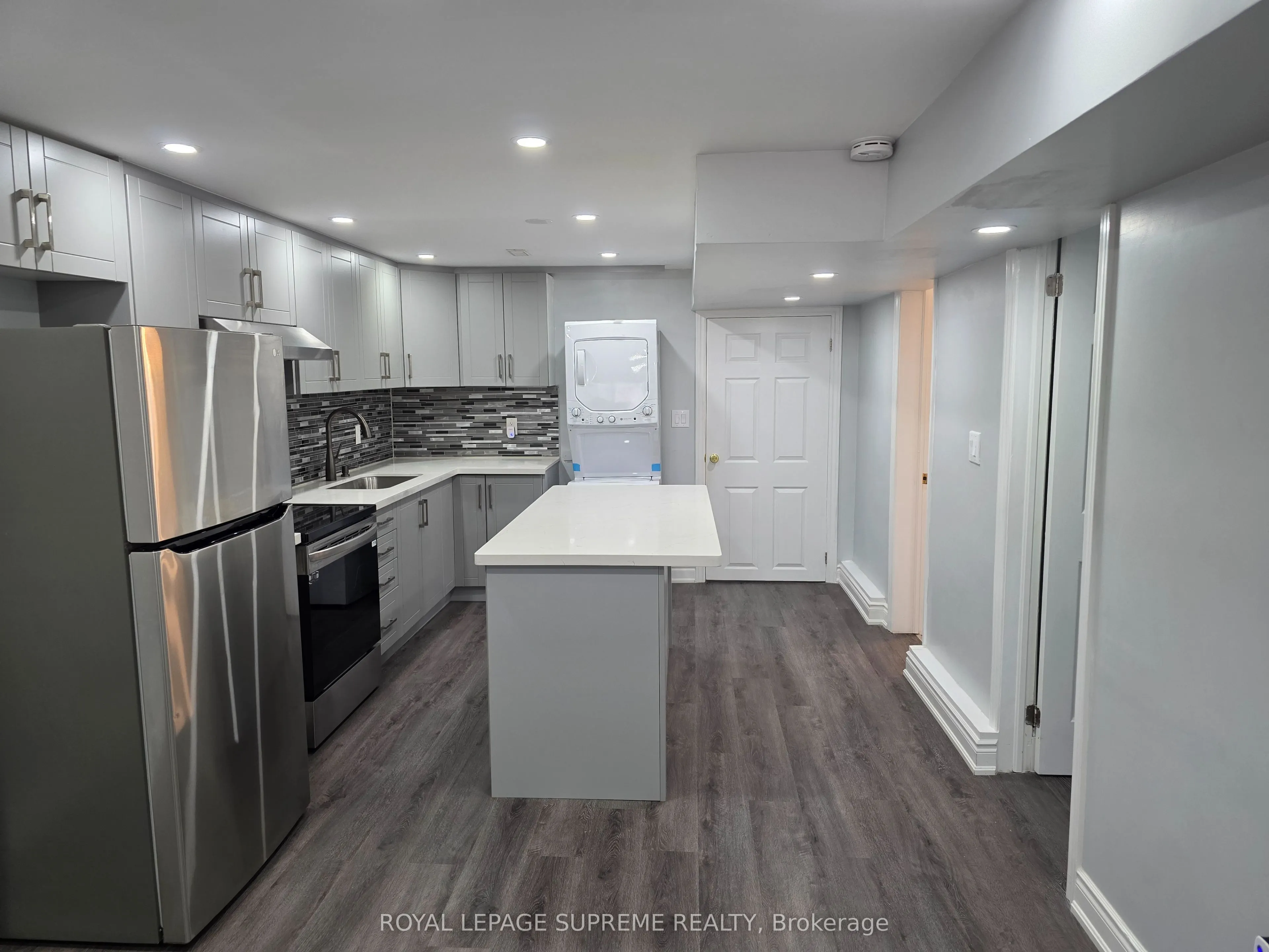 98 Futura Drive, #Lower