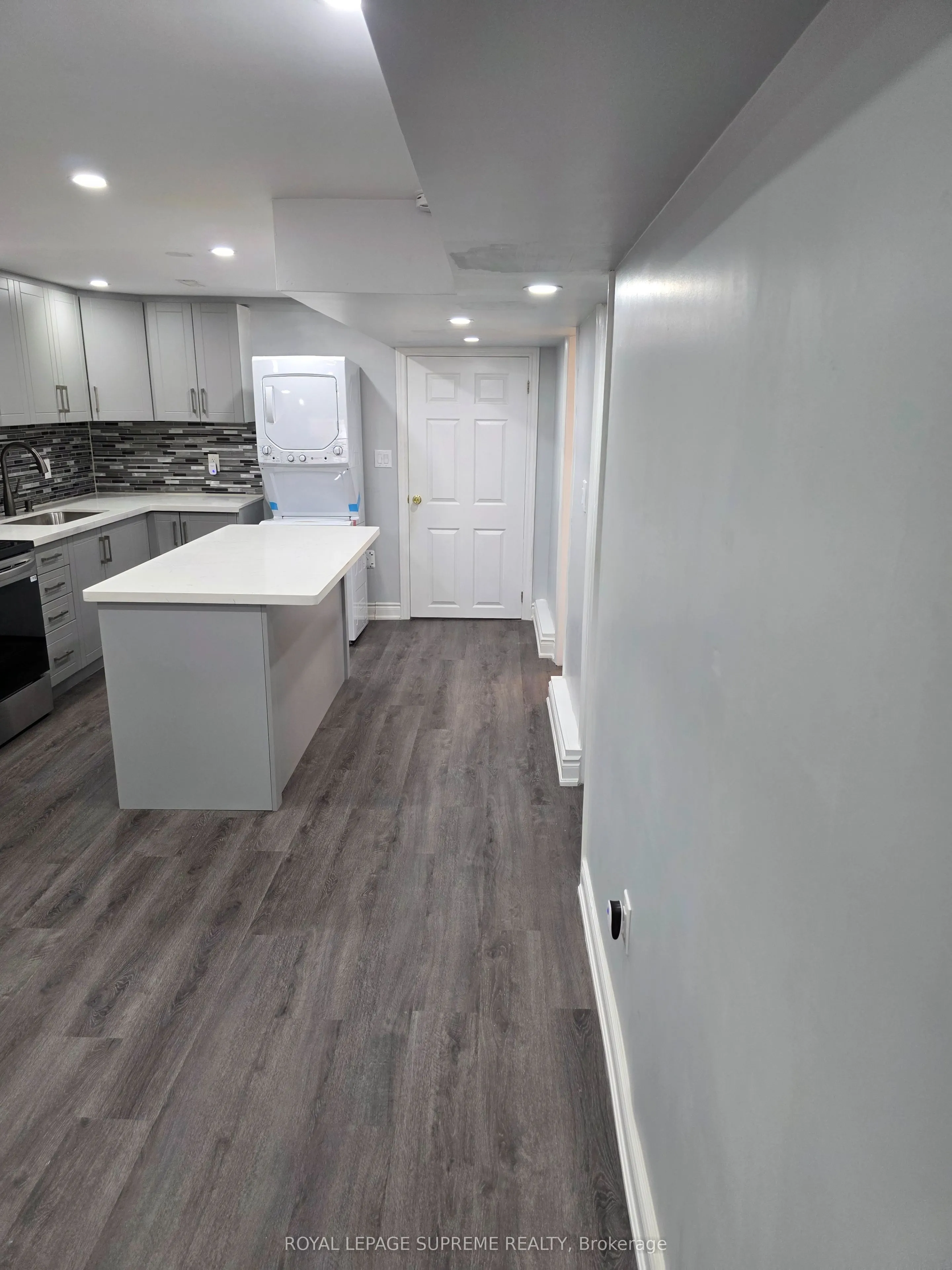 98 Futura Drive, #Lower