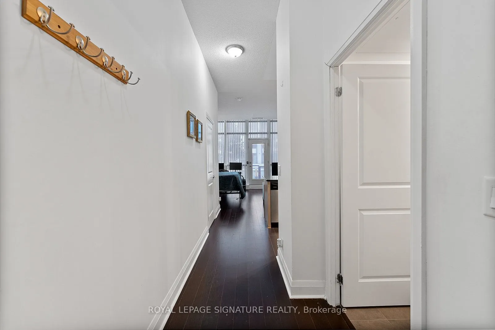 1185 The Queensway Avenue, #104