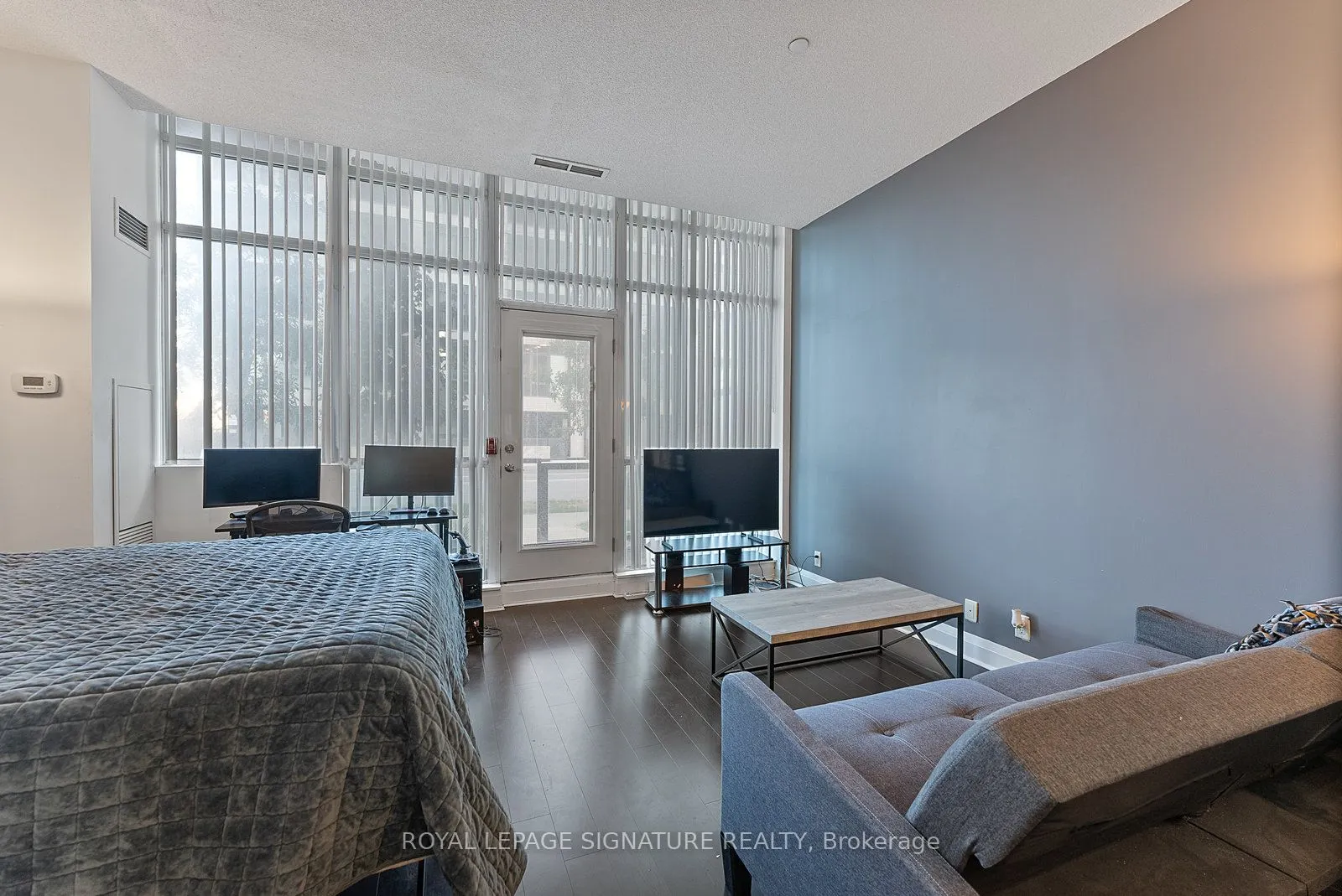 1185 The Queensway Avenue, #104