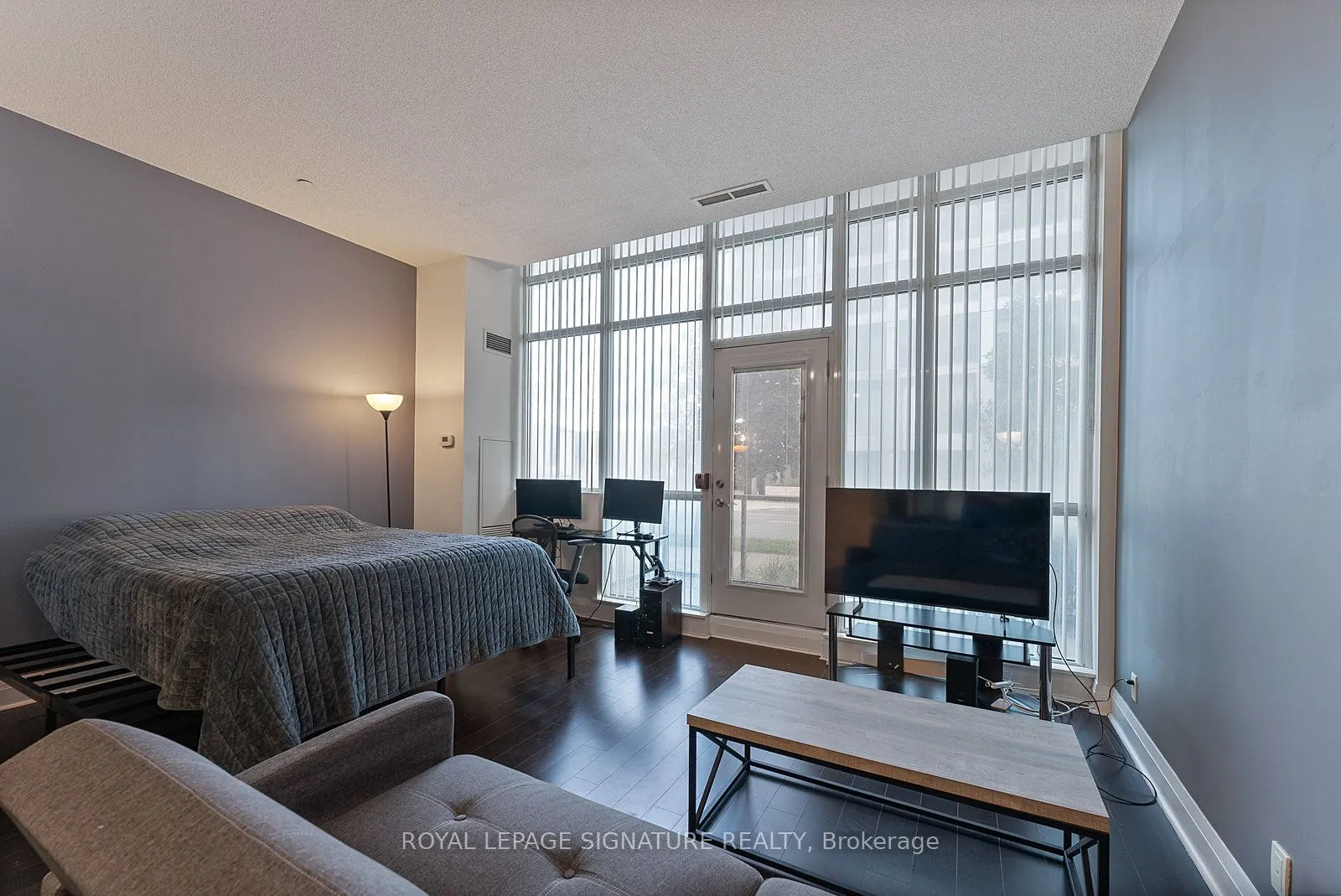1185 The Queensway Avenue, #104