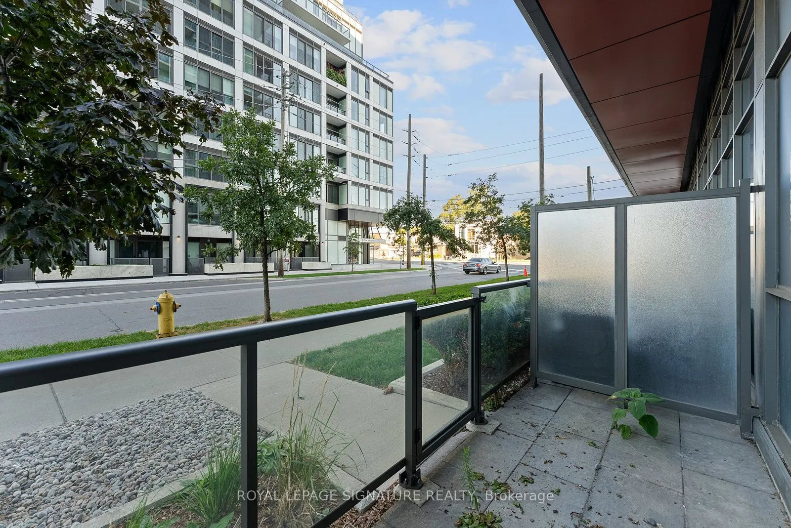 1185 The Queensway Avenue, #104
