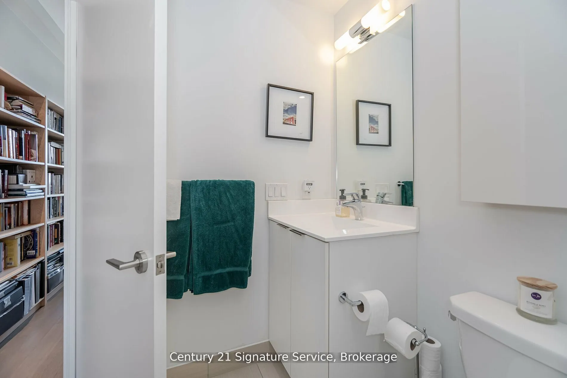 20 Shore Breeze Drive, #312
