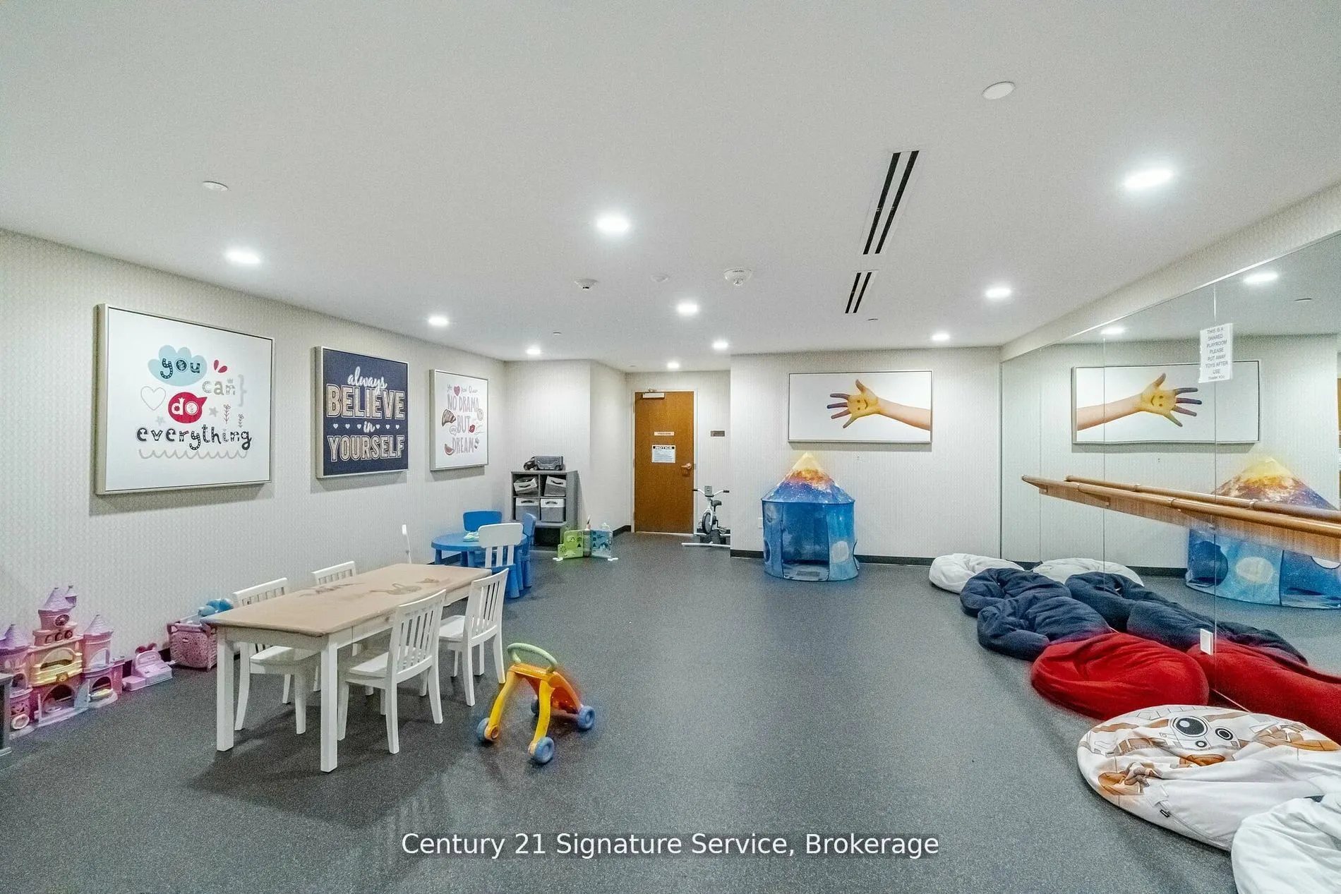 20 Shore Breeze Drive, #312