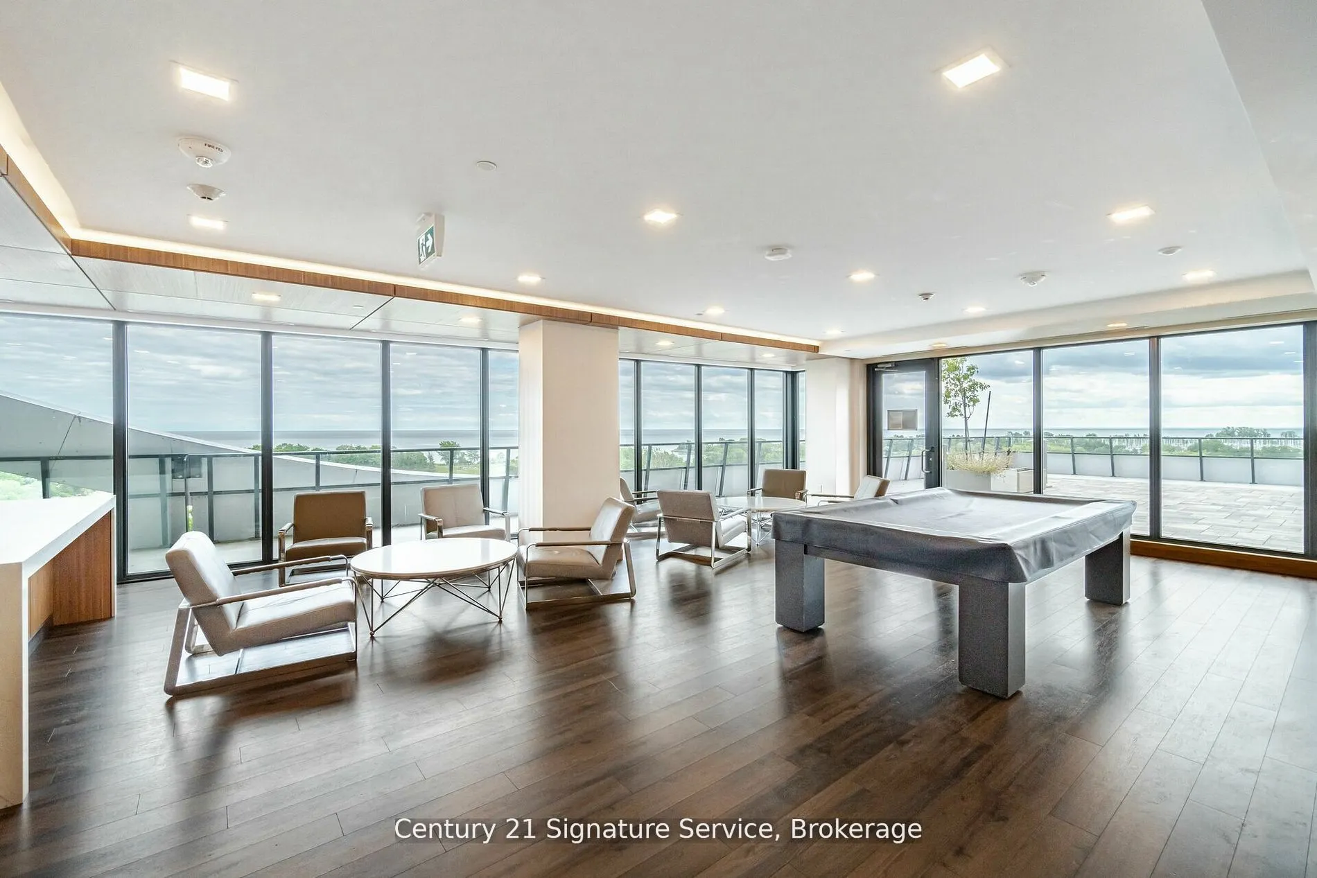 20 Shore Breeze Drive, #312