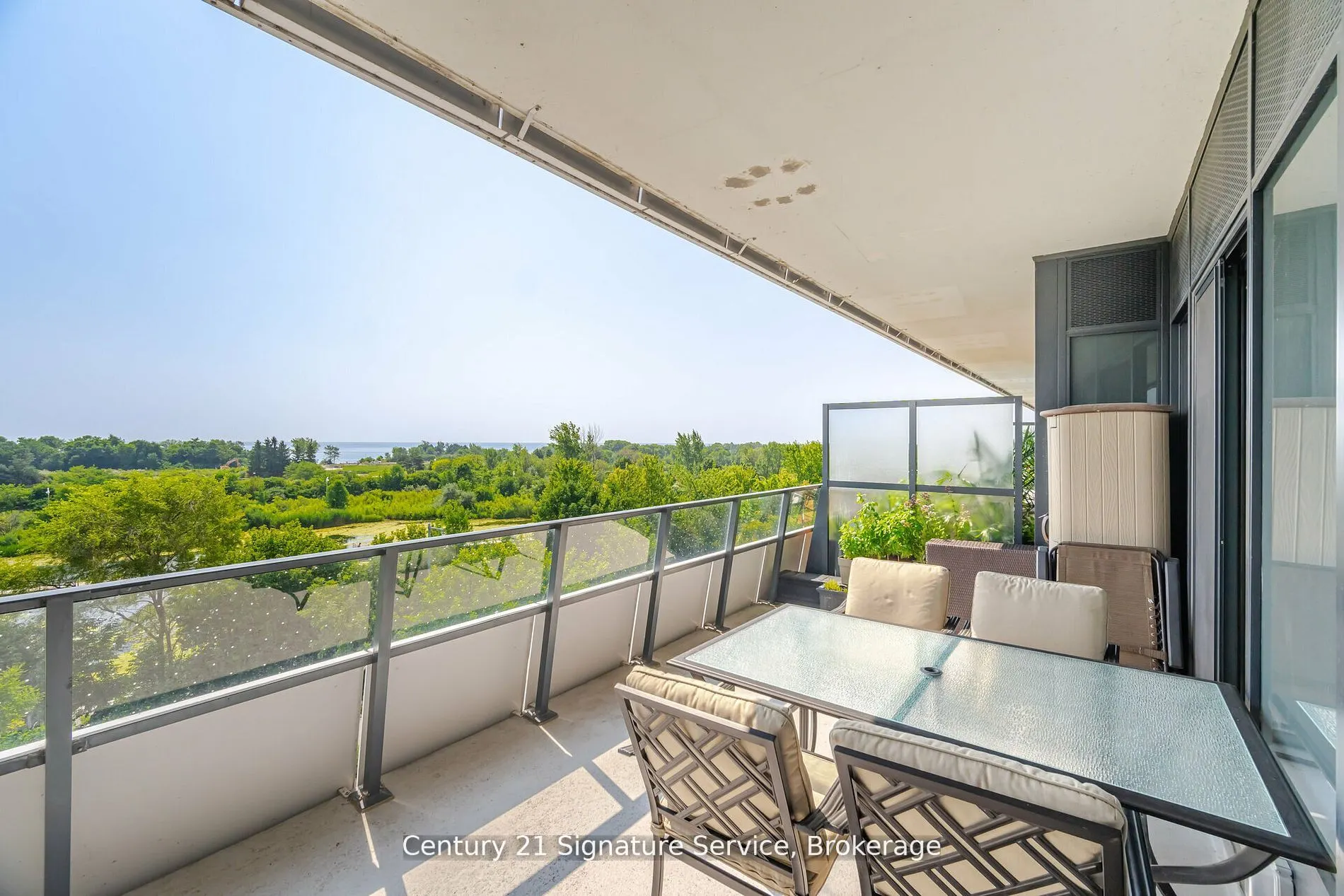 20 Shore Breeze Drive, #312