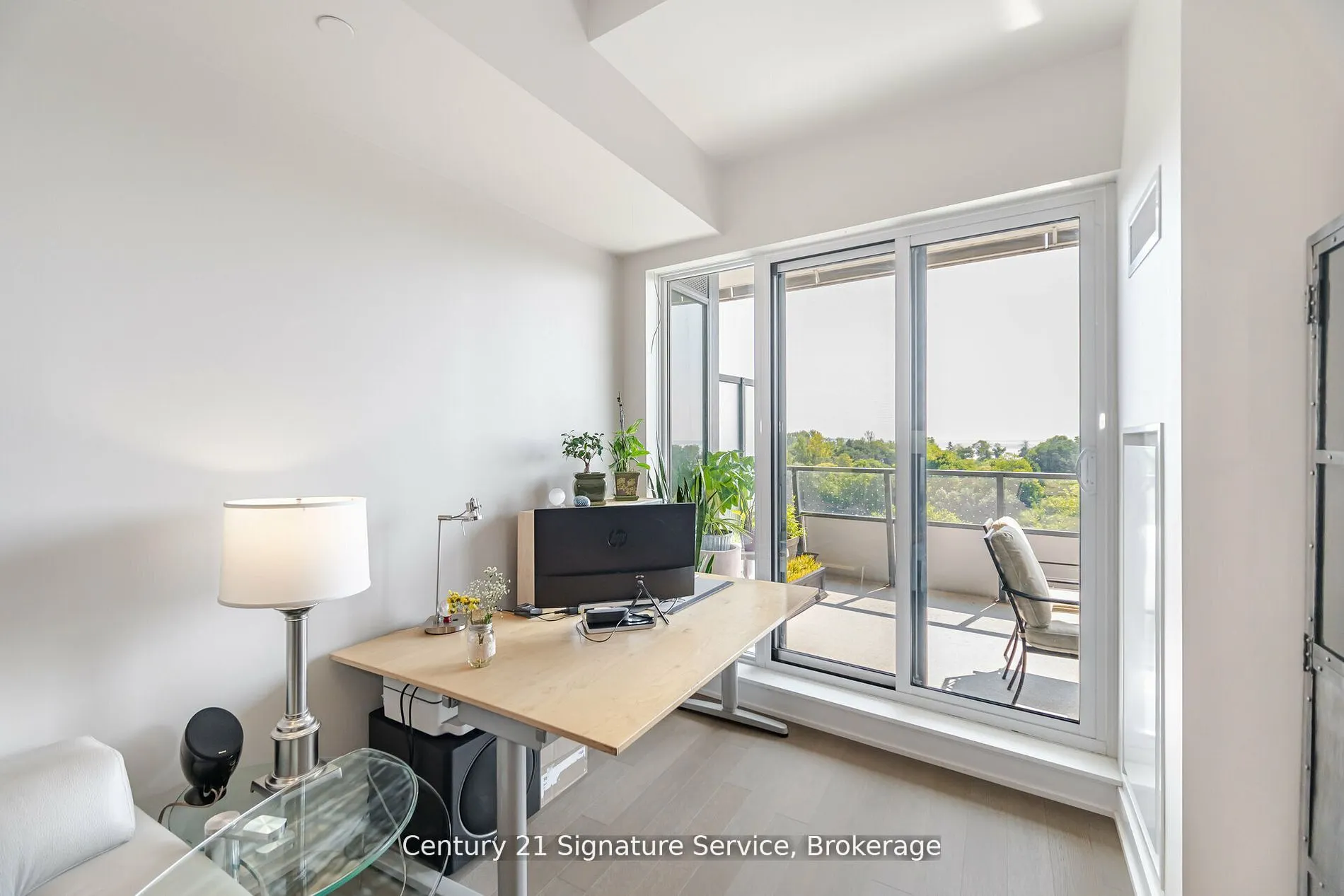 20 Shore Breeze Drive, #312