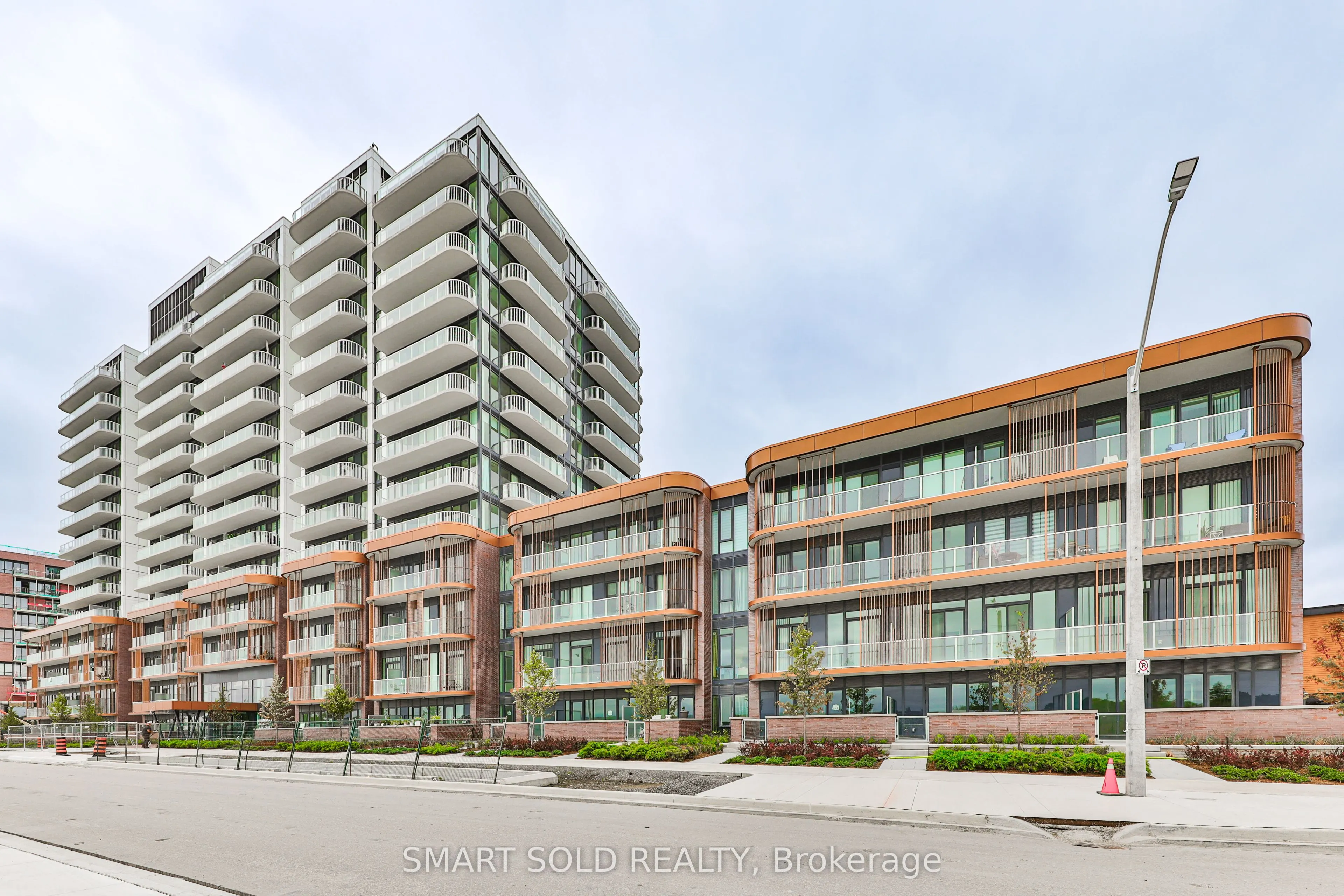 220 Missinnihe Way, #114