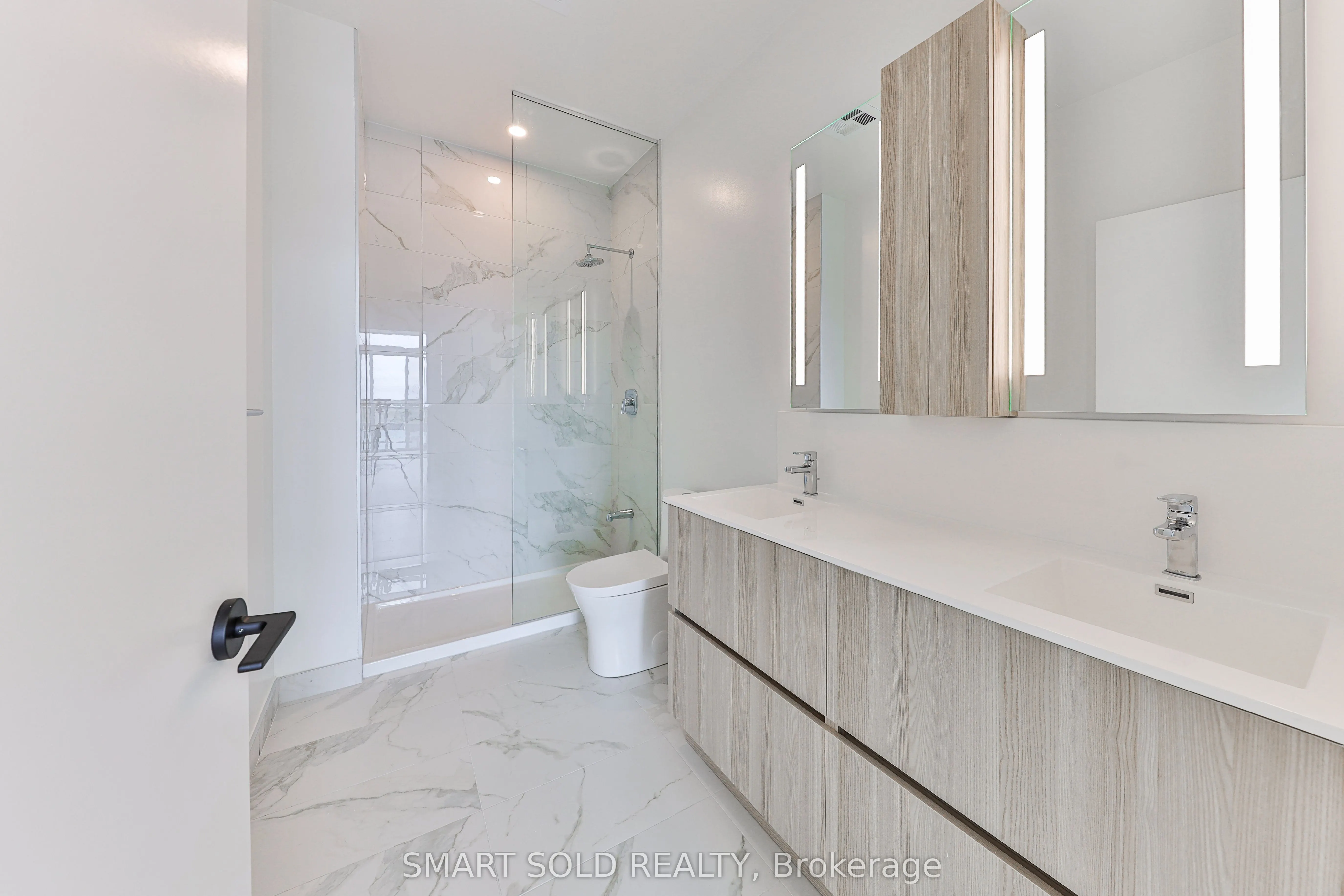 220 Missinnihe Way, #114
