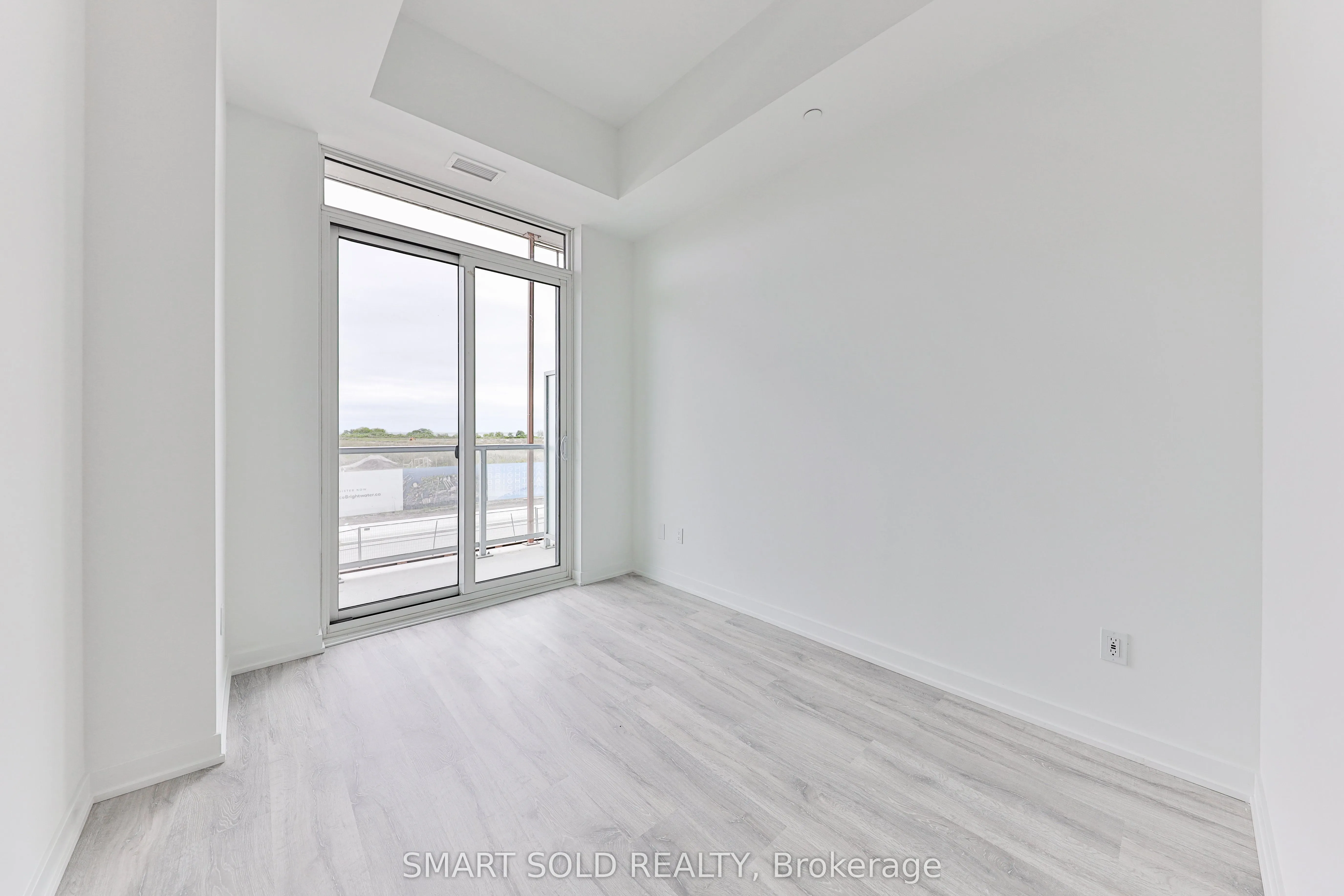 220 Missinnihe Way, #114