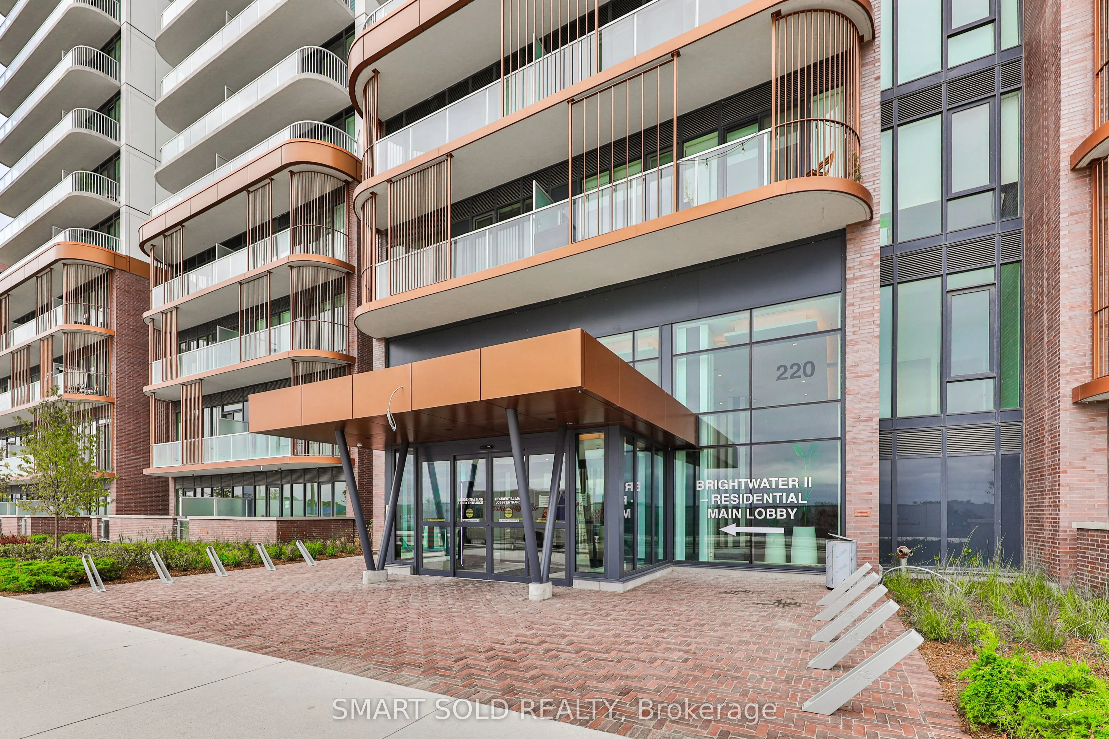 220 Missinnihe Way, #114