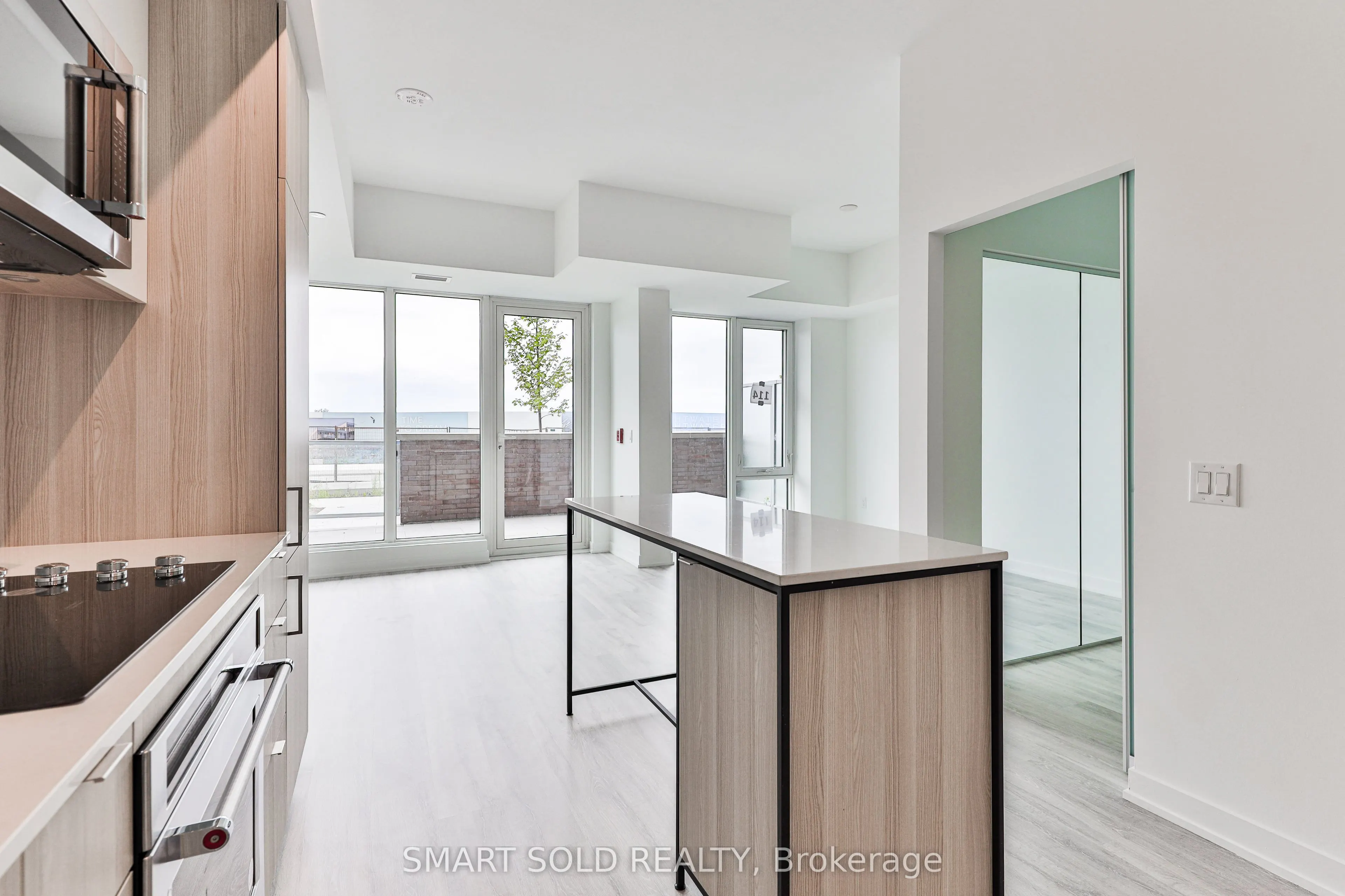 220 Missinnihe Way, #114