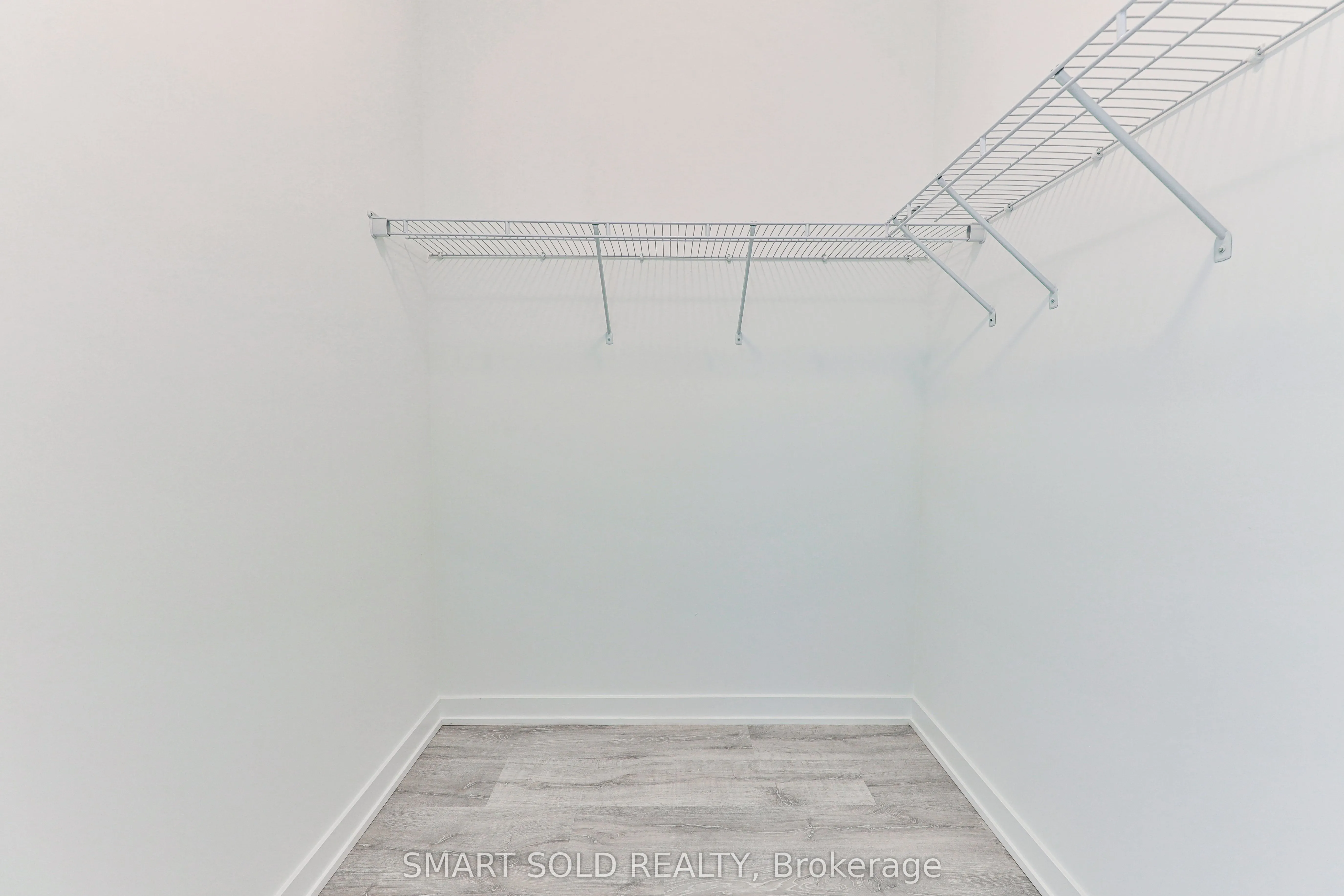 220 Missinnihe Way, #114