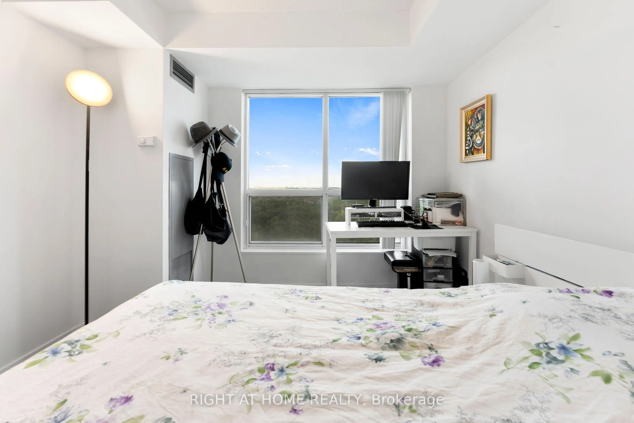 2545 Erin Centre Boulevard #1611