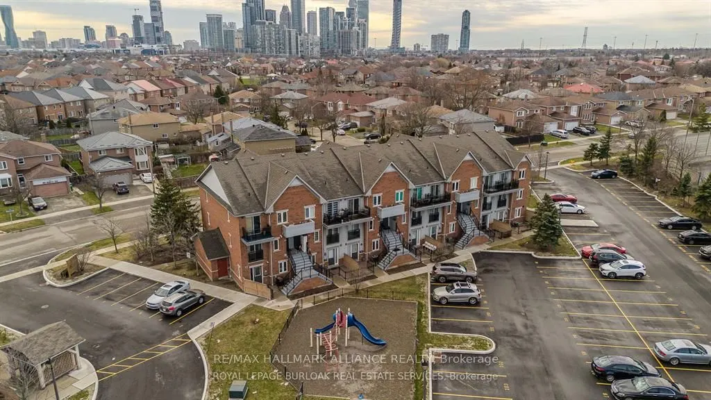 4620 Guildwood Way, #81