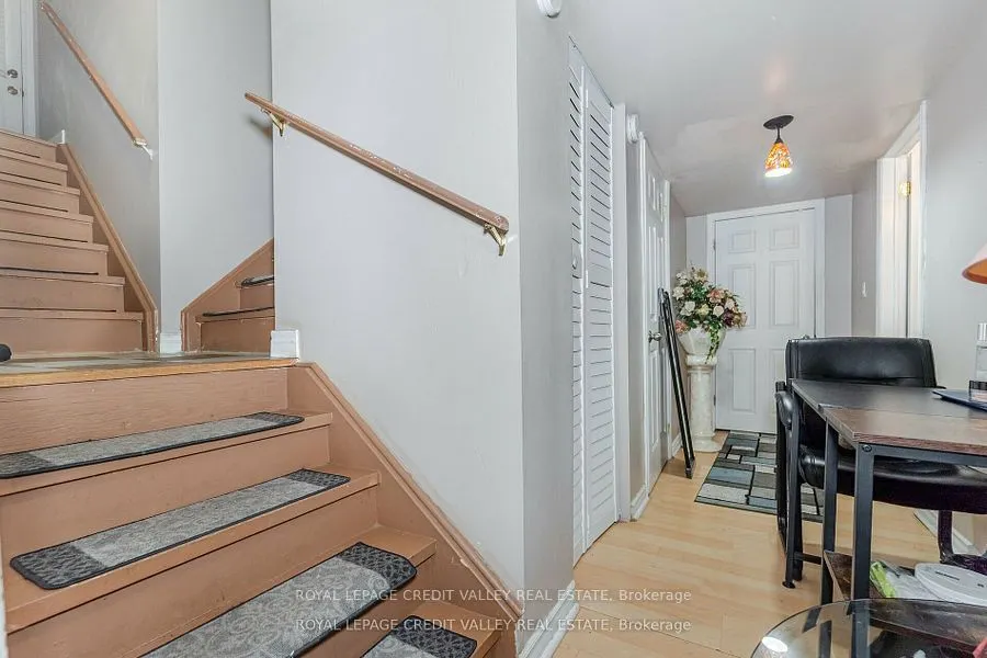 12 Helman Road
