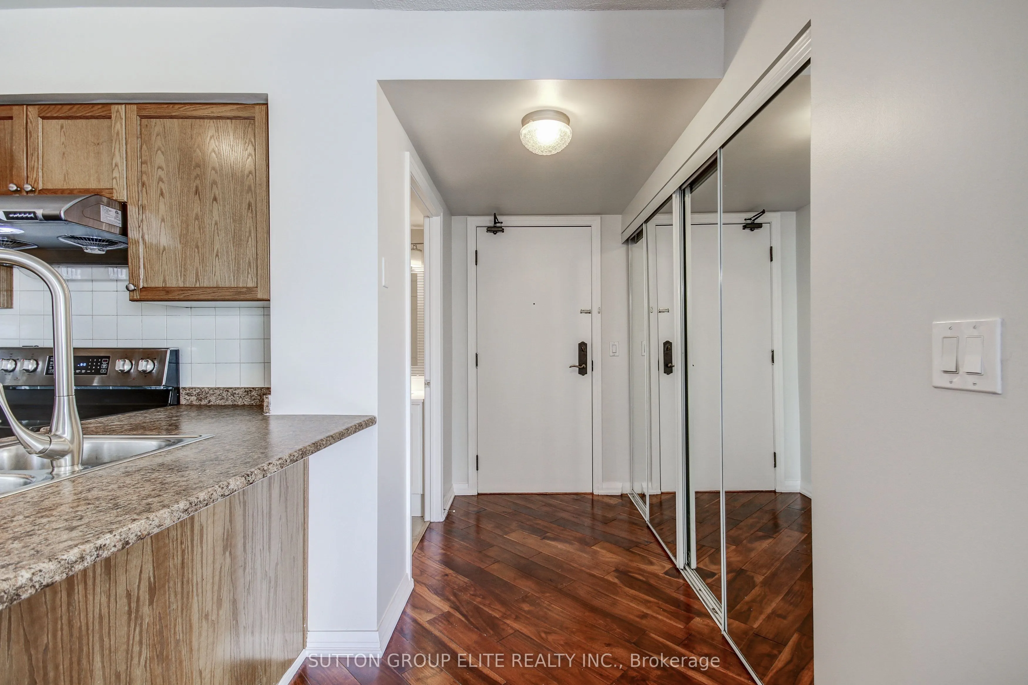 220 Forum Drive, #1106