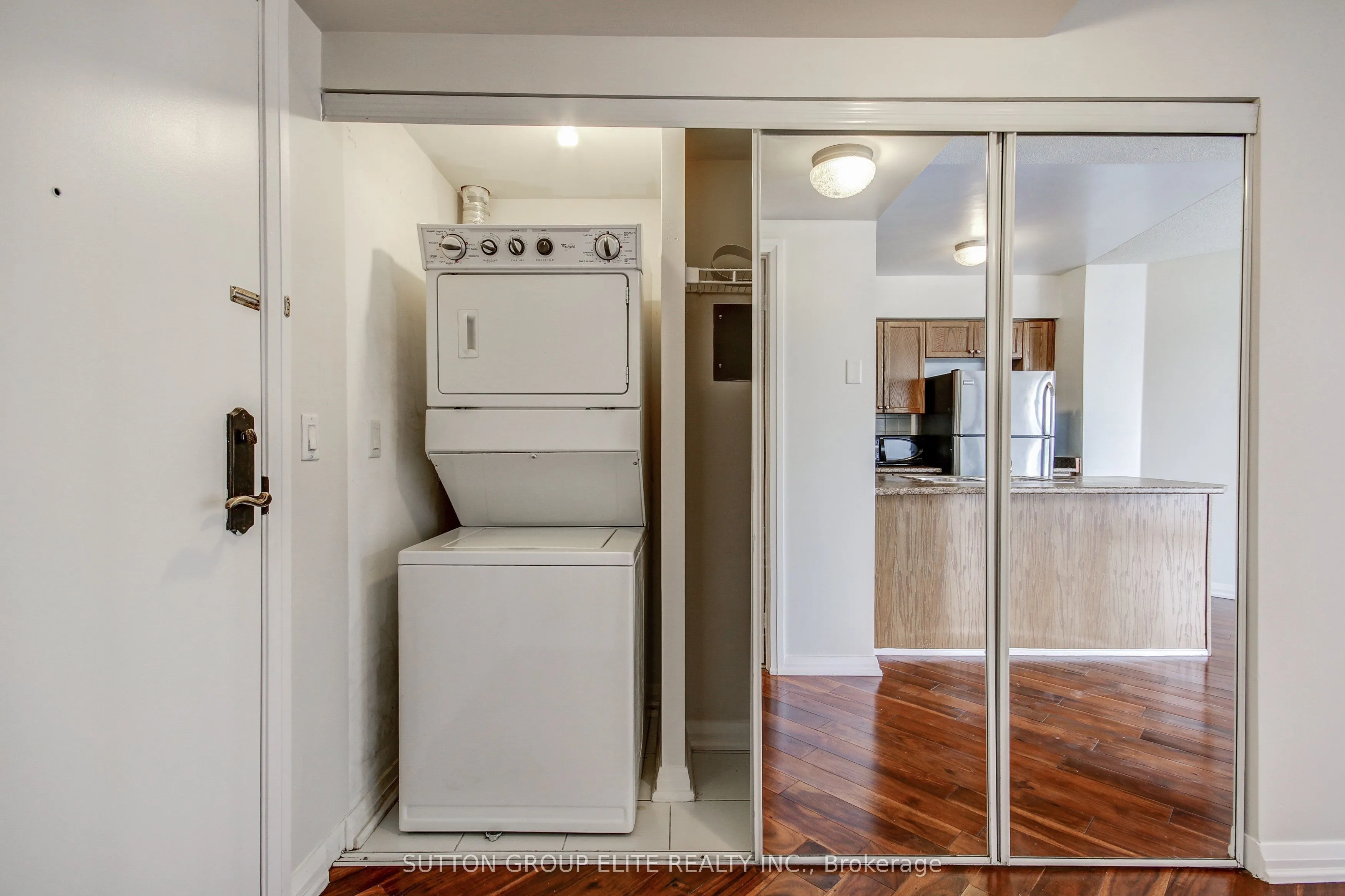 220 Forum Drive, #1106