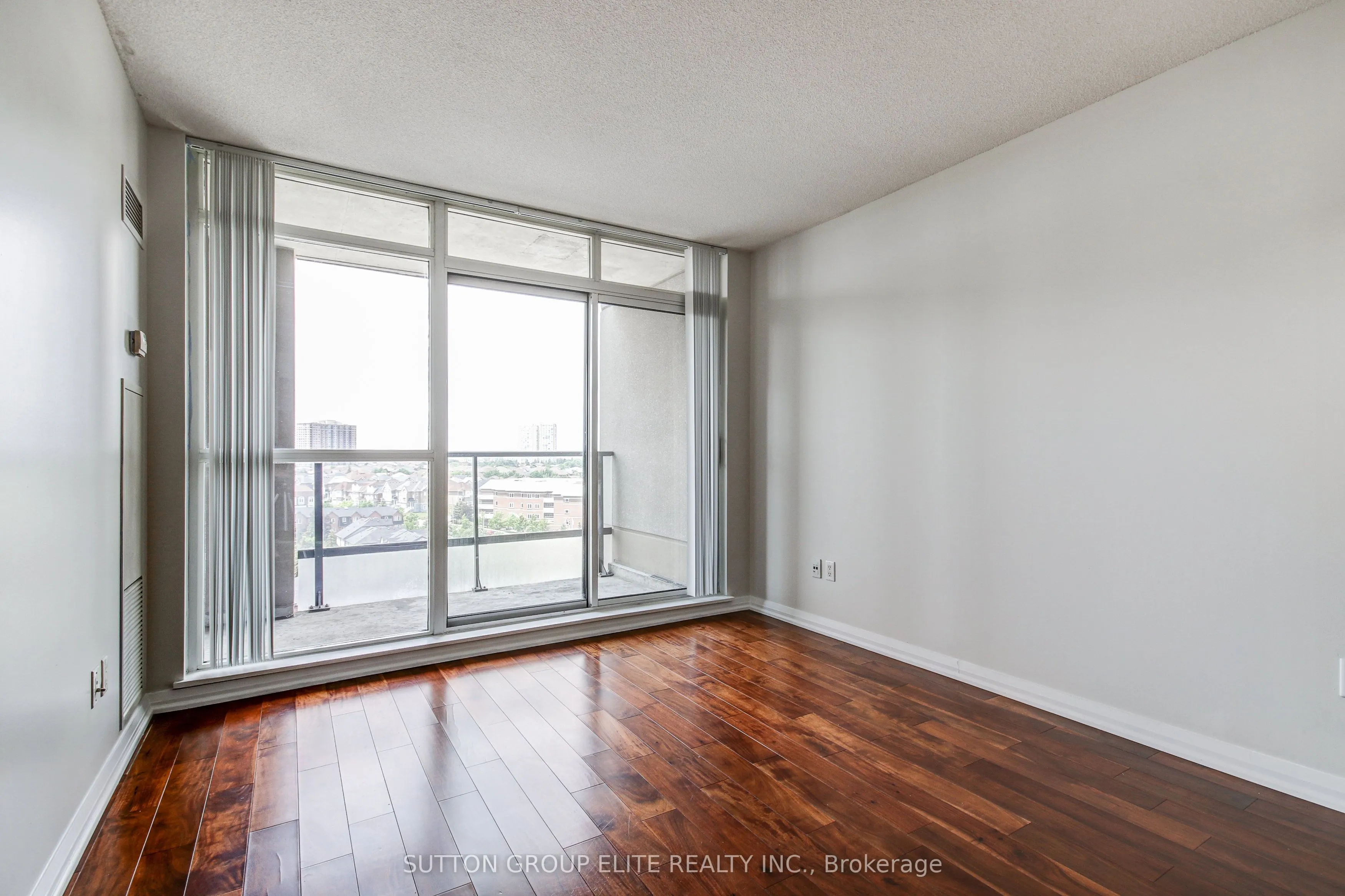 220 Forum Drive, #1106