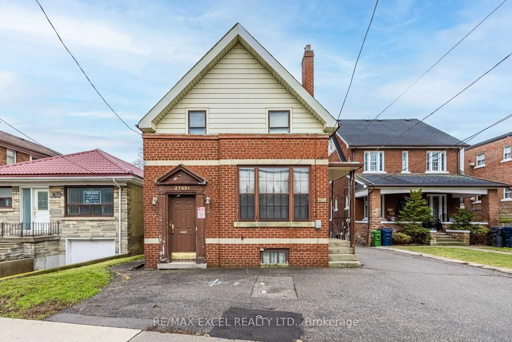 2705 Lake Shore Boulevard W