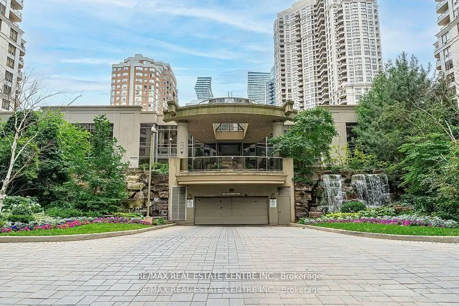 3888 Duke Of York Boulevard, #1130