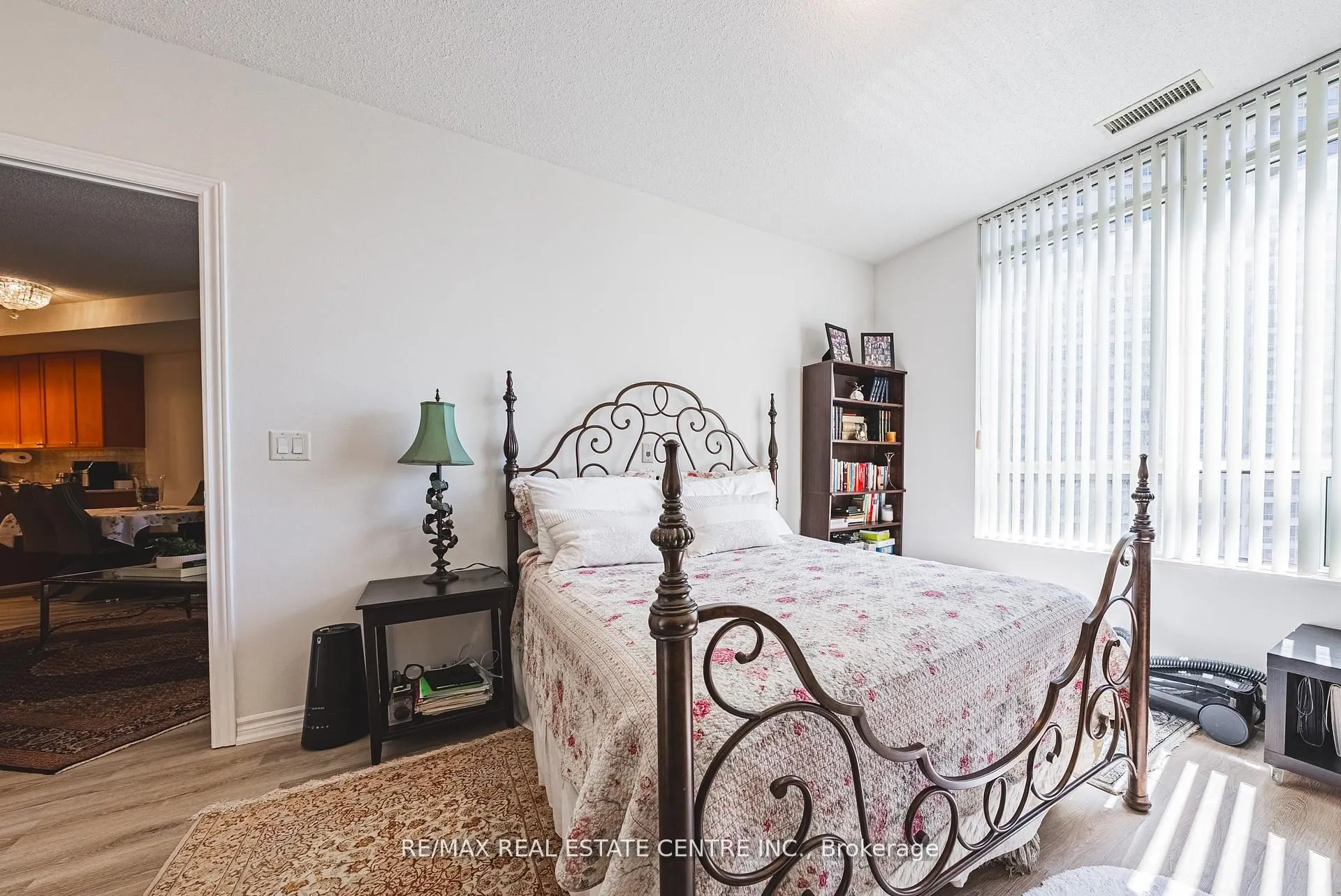 3888 Duke Of York Boulevard, #1130