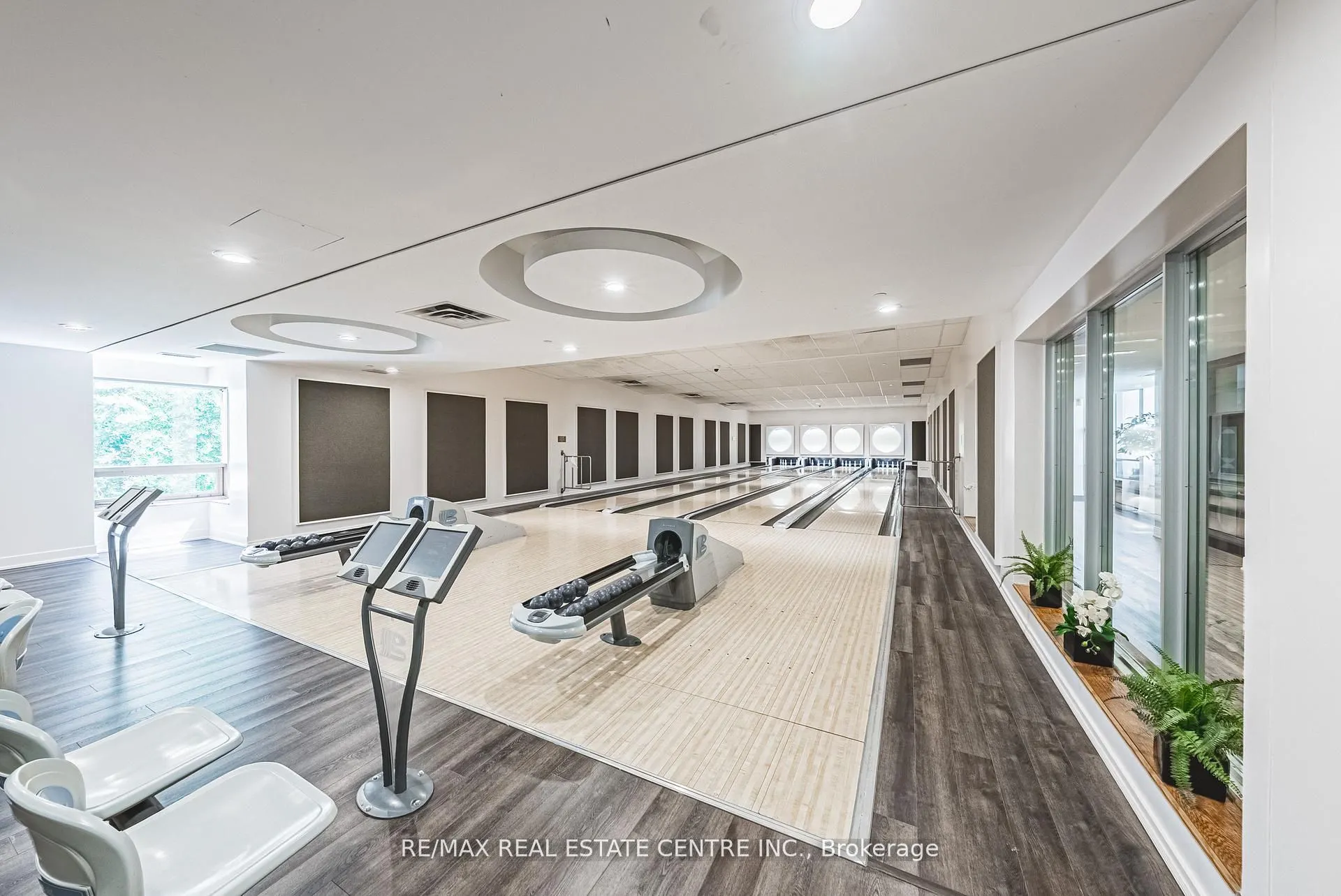 3888 Duke Of York Boulevard, #1130