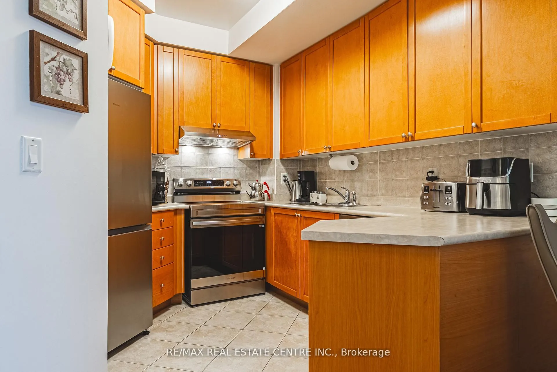 3888 Duke Of York Boulevard, #1130