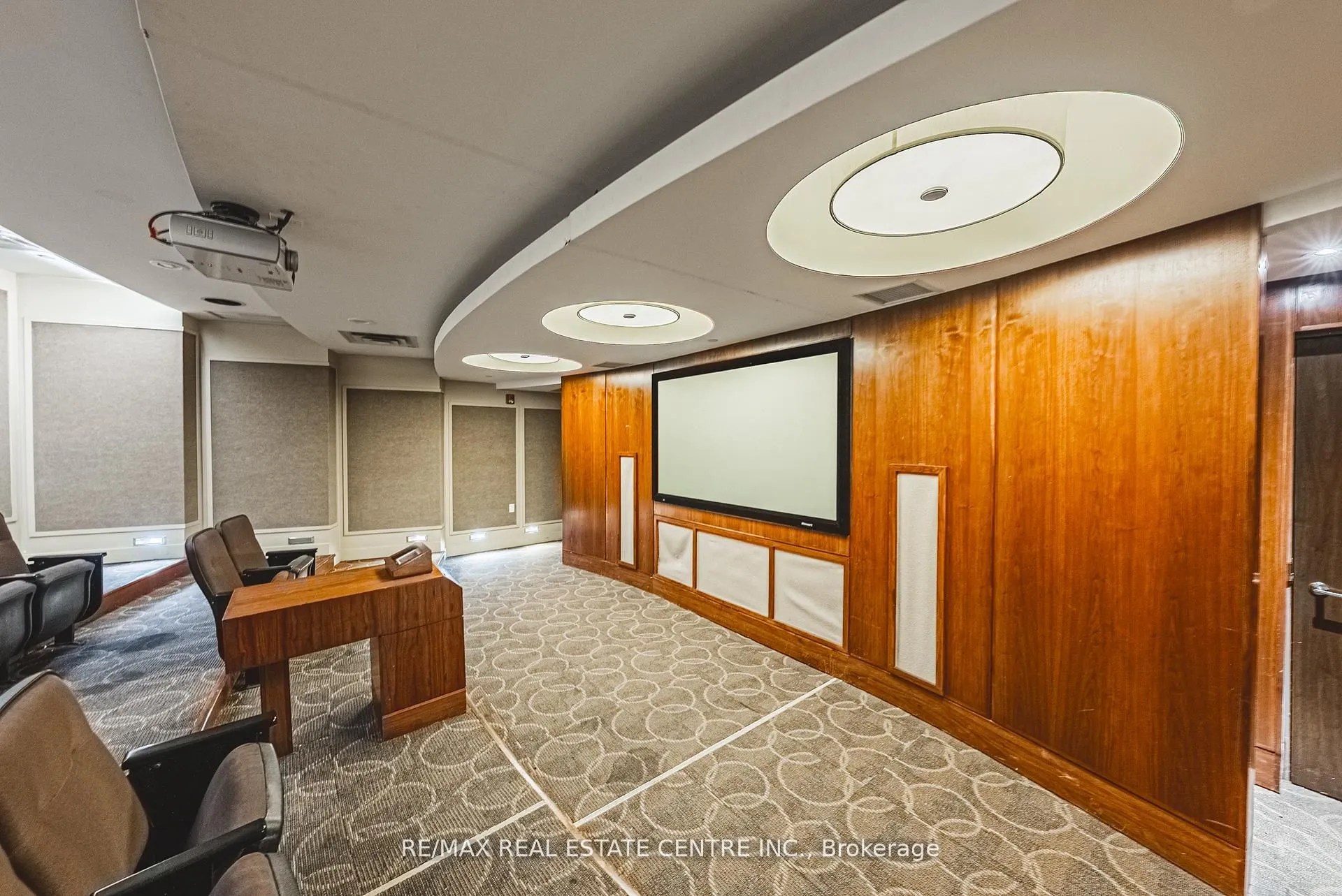 3888 Duke Of York Boulevard, #1130