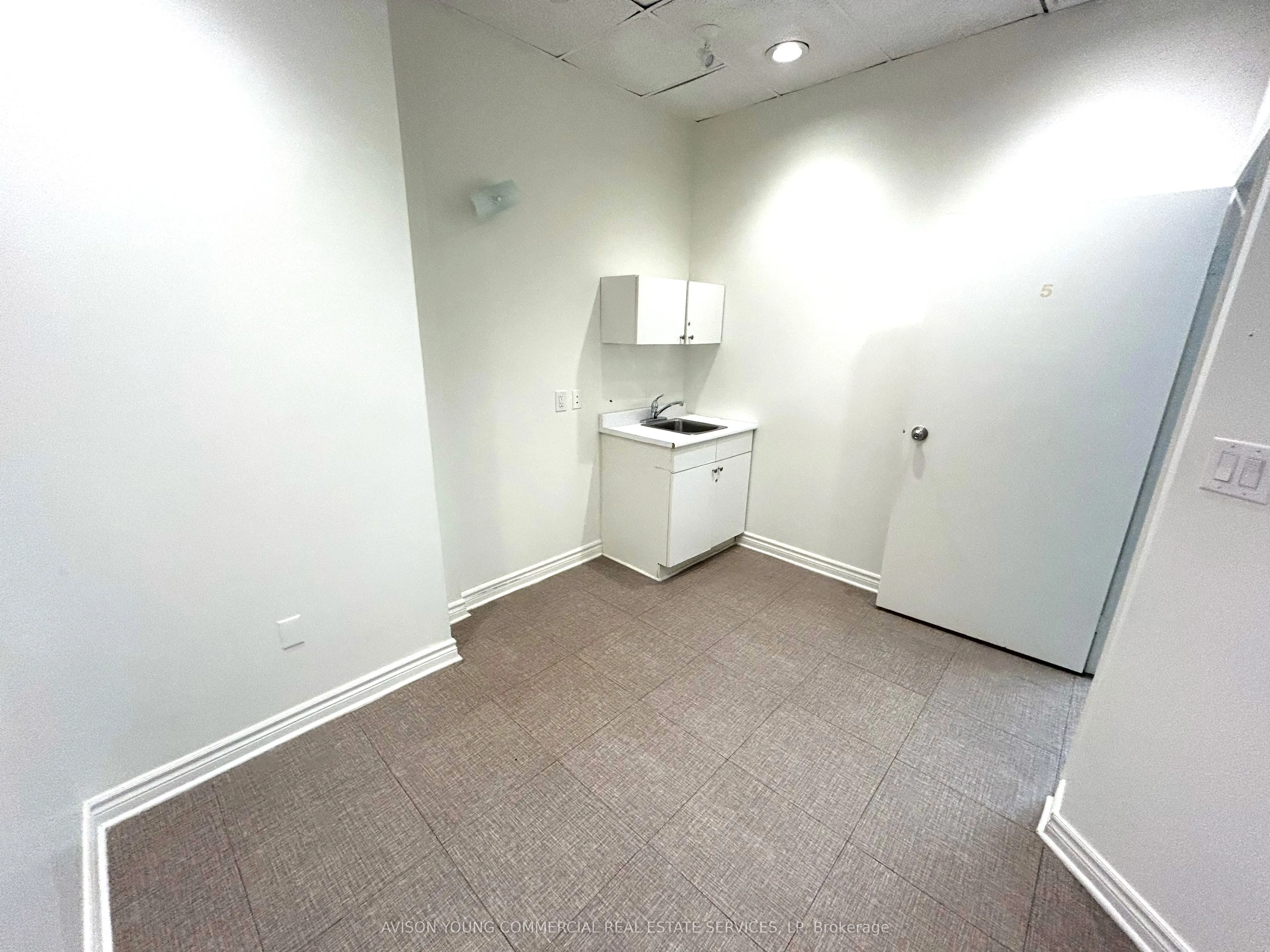 460 Brant Street, #16