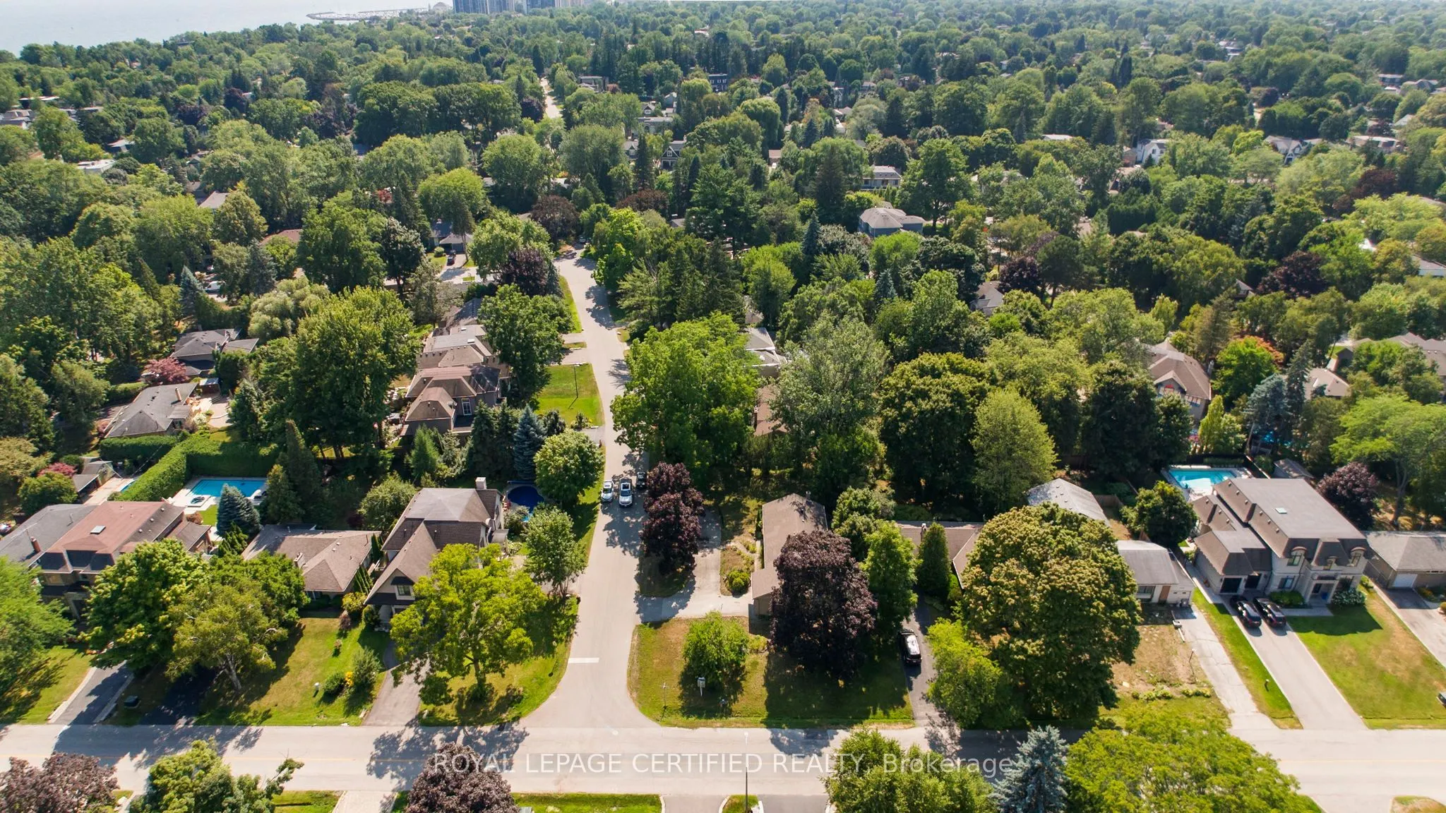 122 Selgrove Crescent