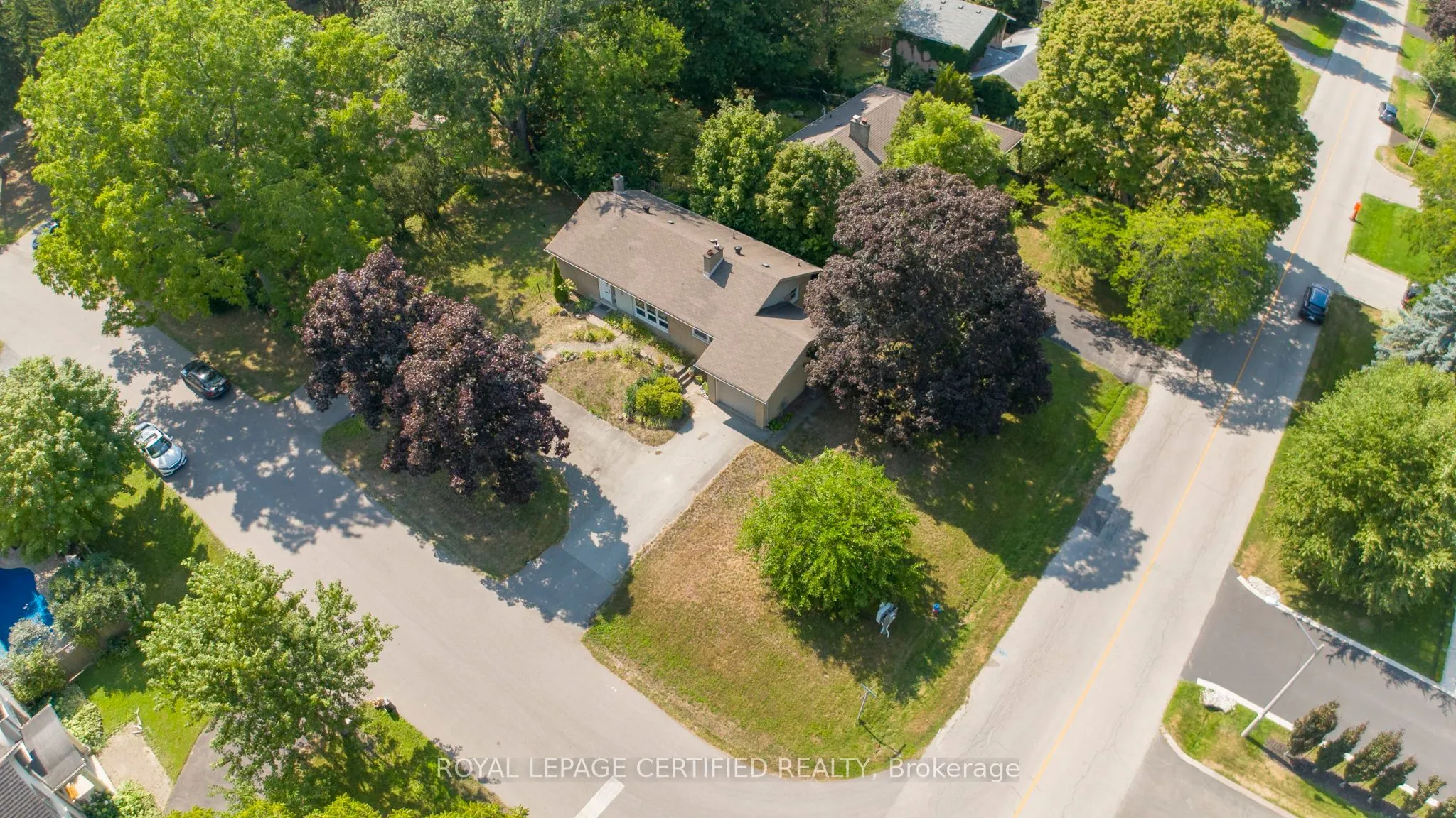 122 Selgrove Crescent