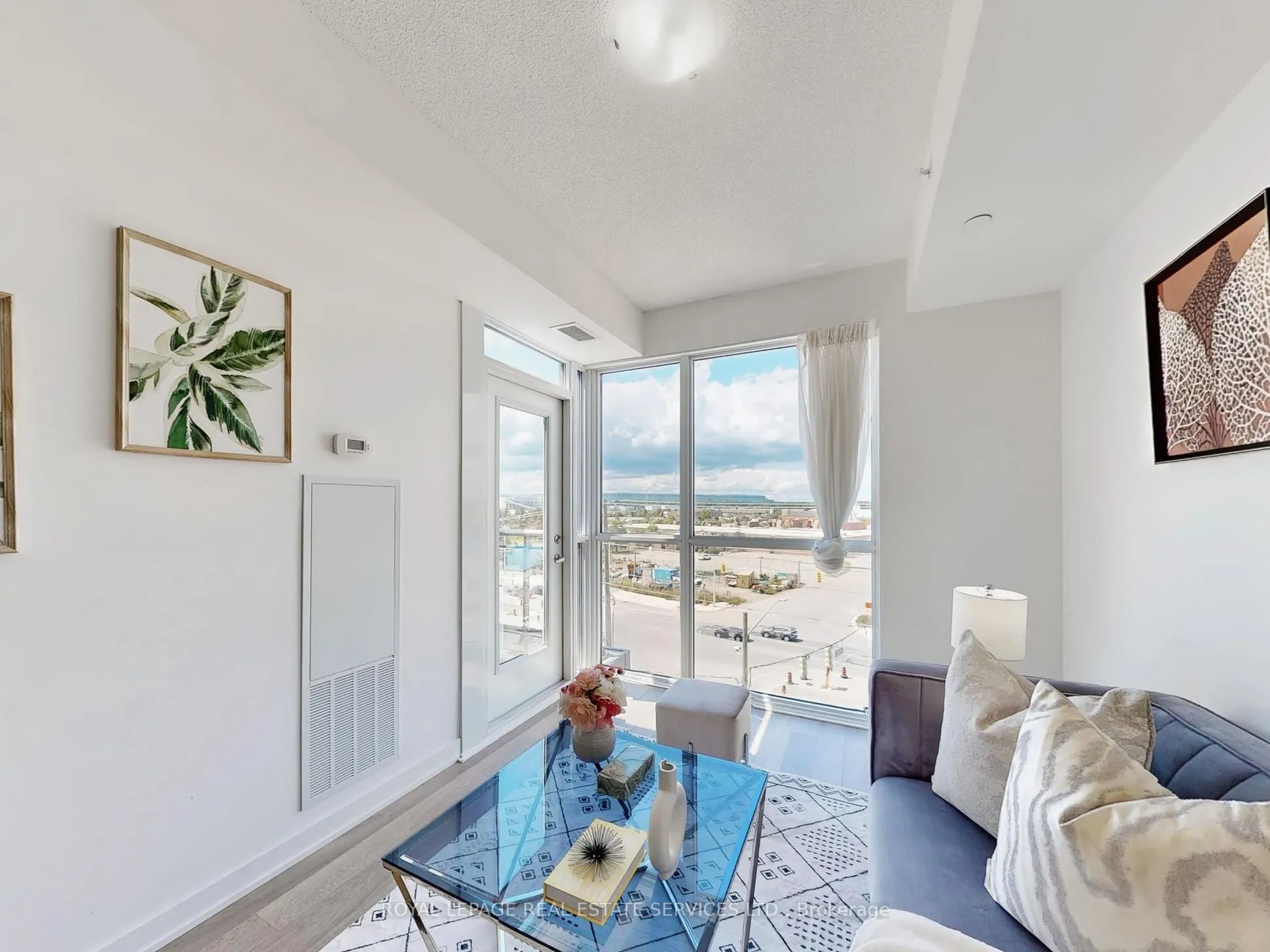 5230 Dundas Street, #625A